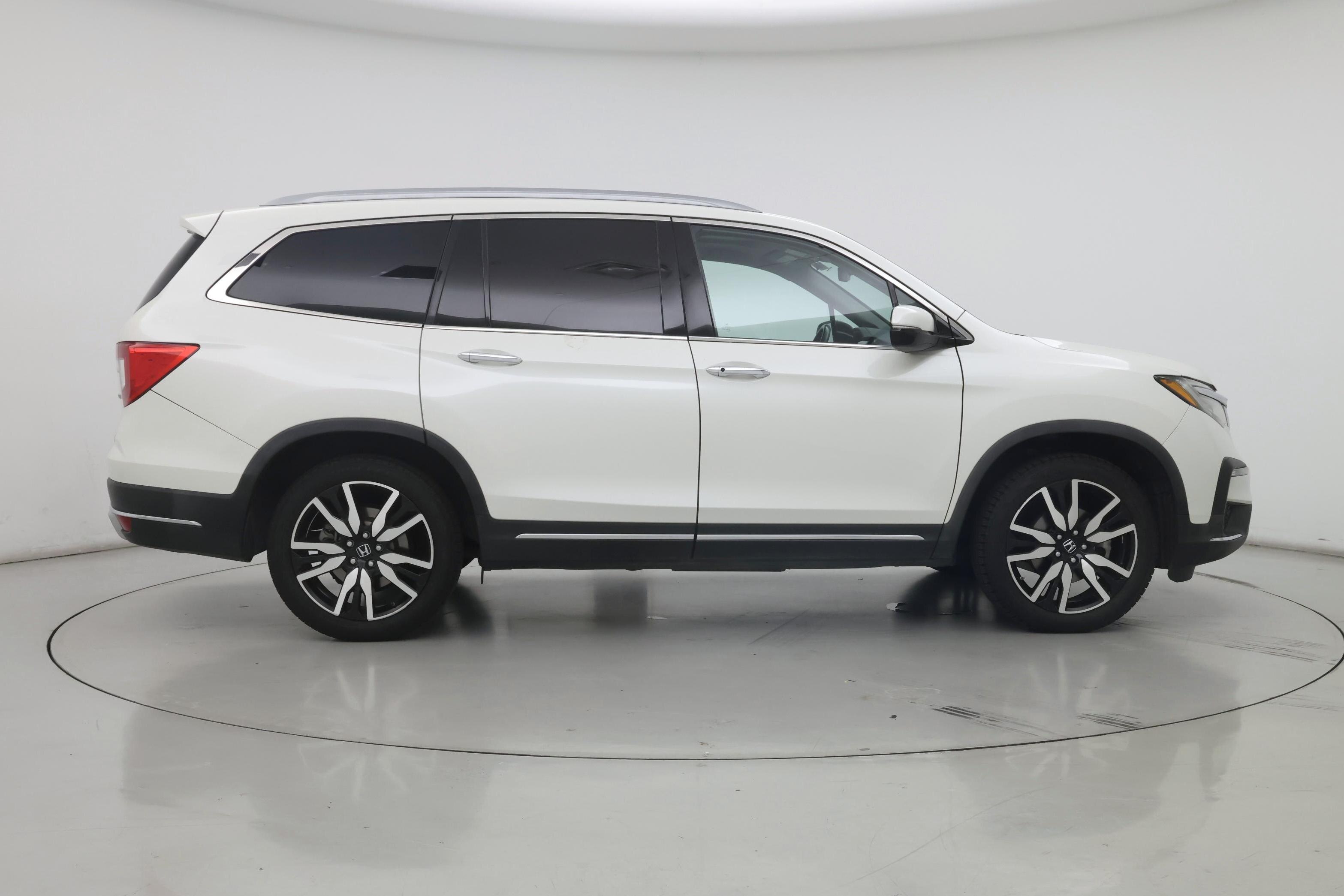 Thumbnail: 2019 Honda Pilot - 7