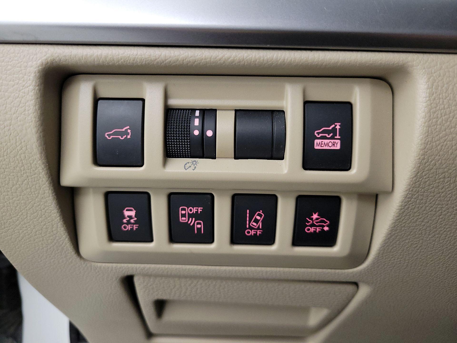Thumbnail: 2019 Subaru Outback - 13
