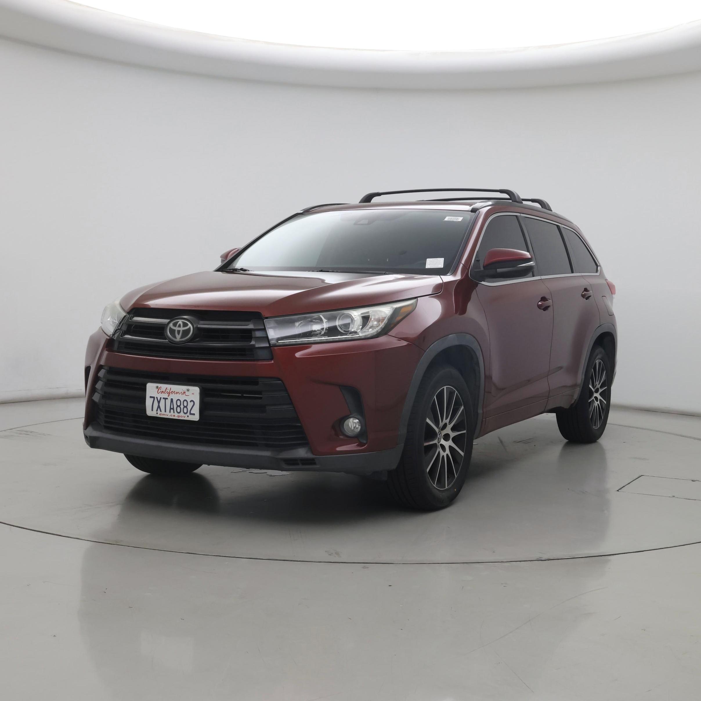 Thumbnail: 2017 Toyota Highlander - 4
