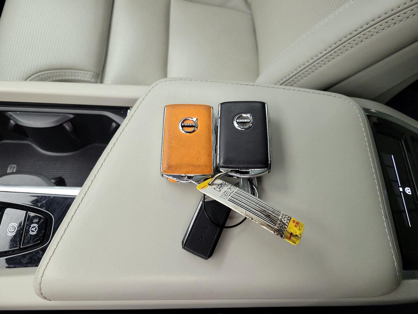 2021 Volvo XC60 Inscription - Photo 24