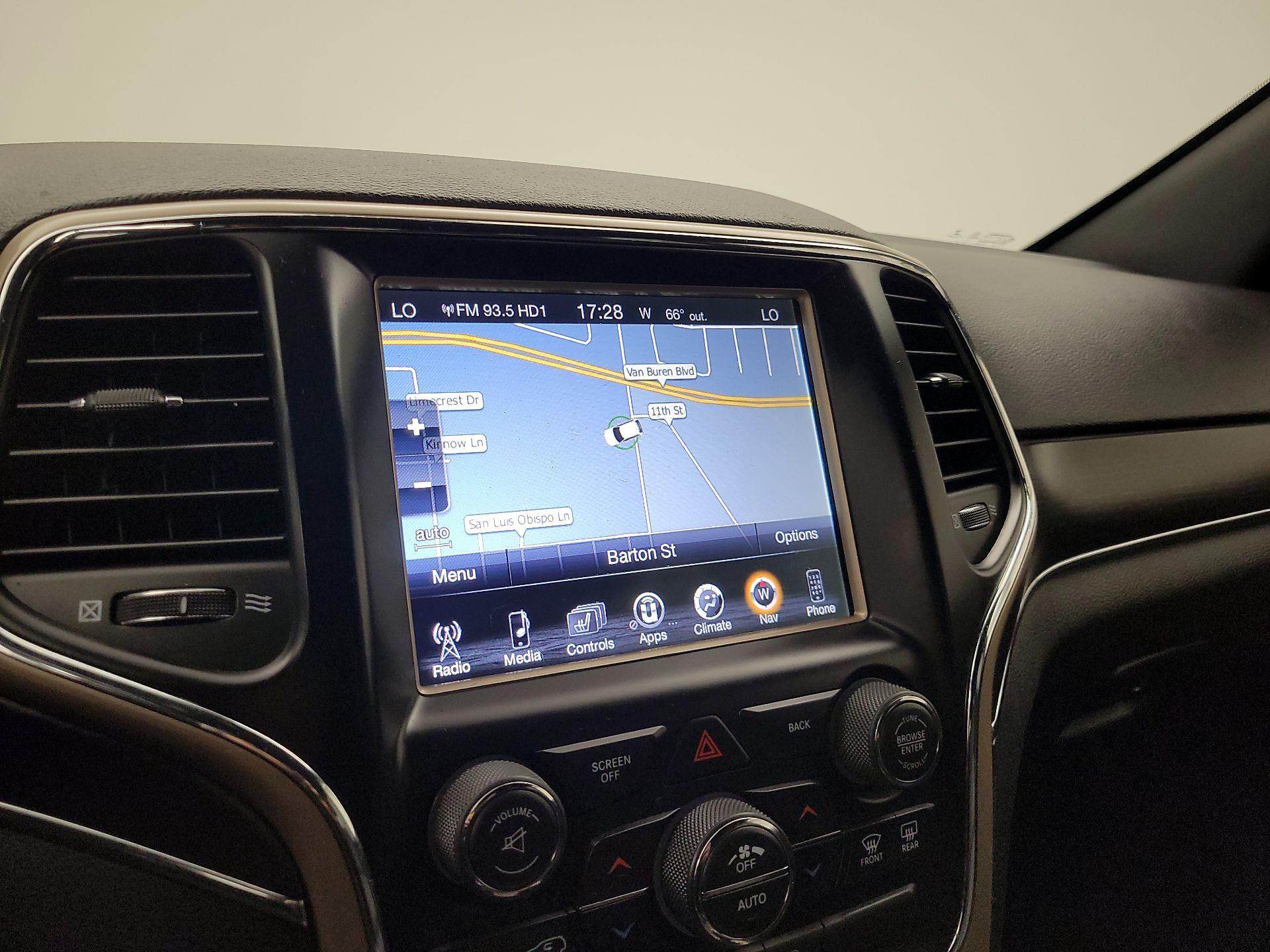 Thumbnail: 2014 Jeep Grand Cherokee - 14