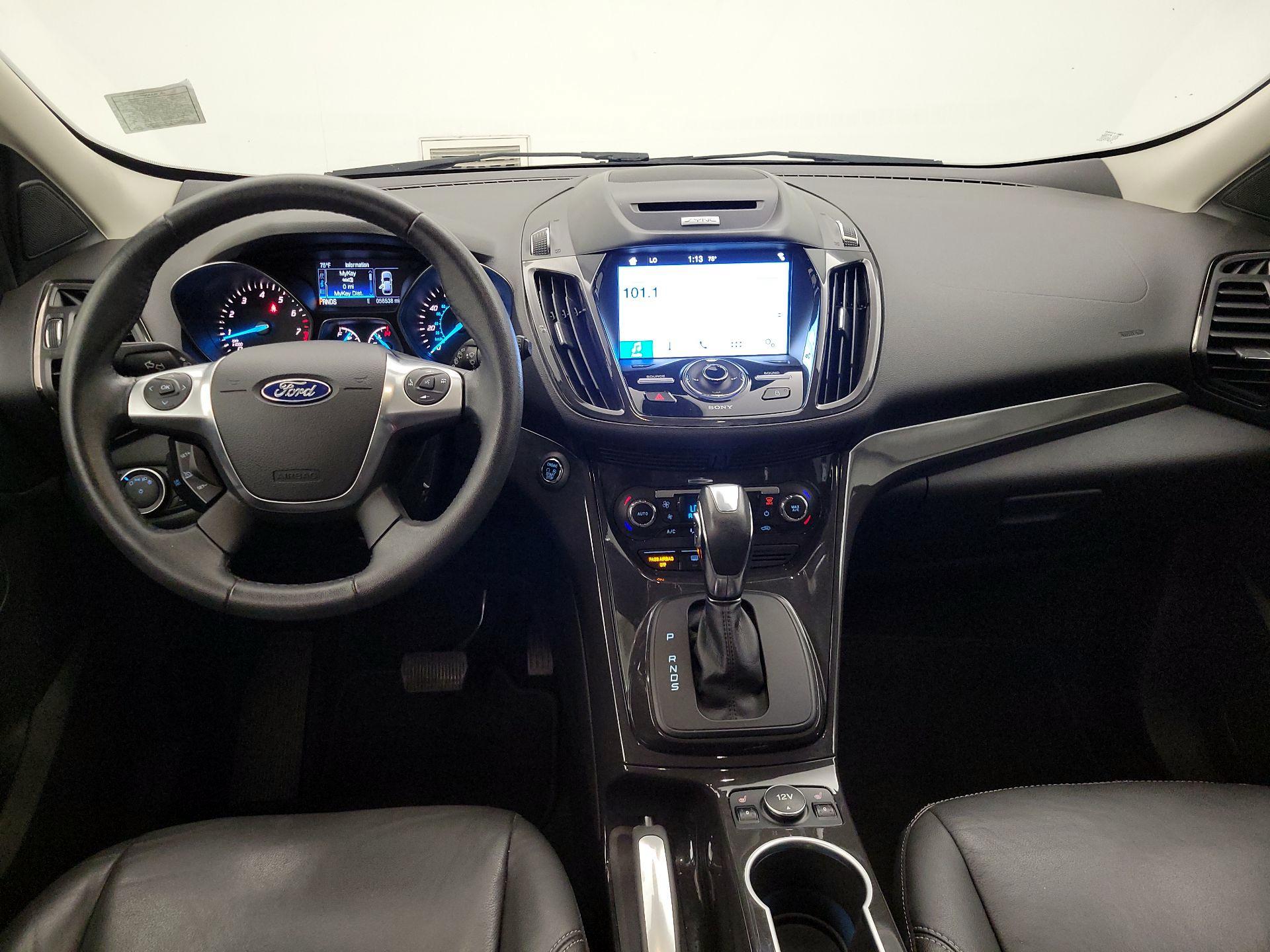 Thumbnail: 2016 Ford Escape - 9