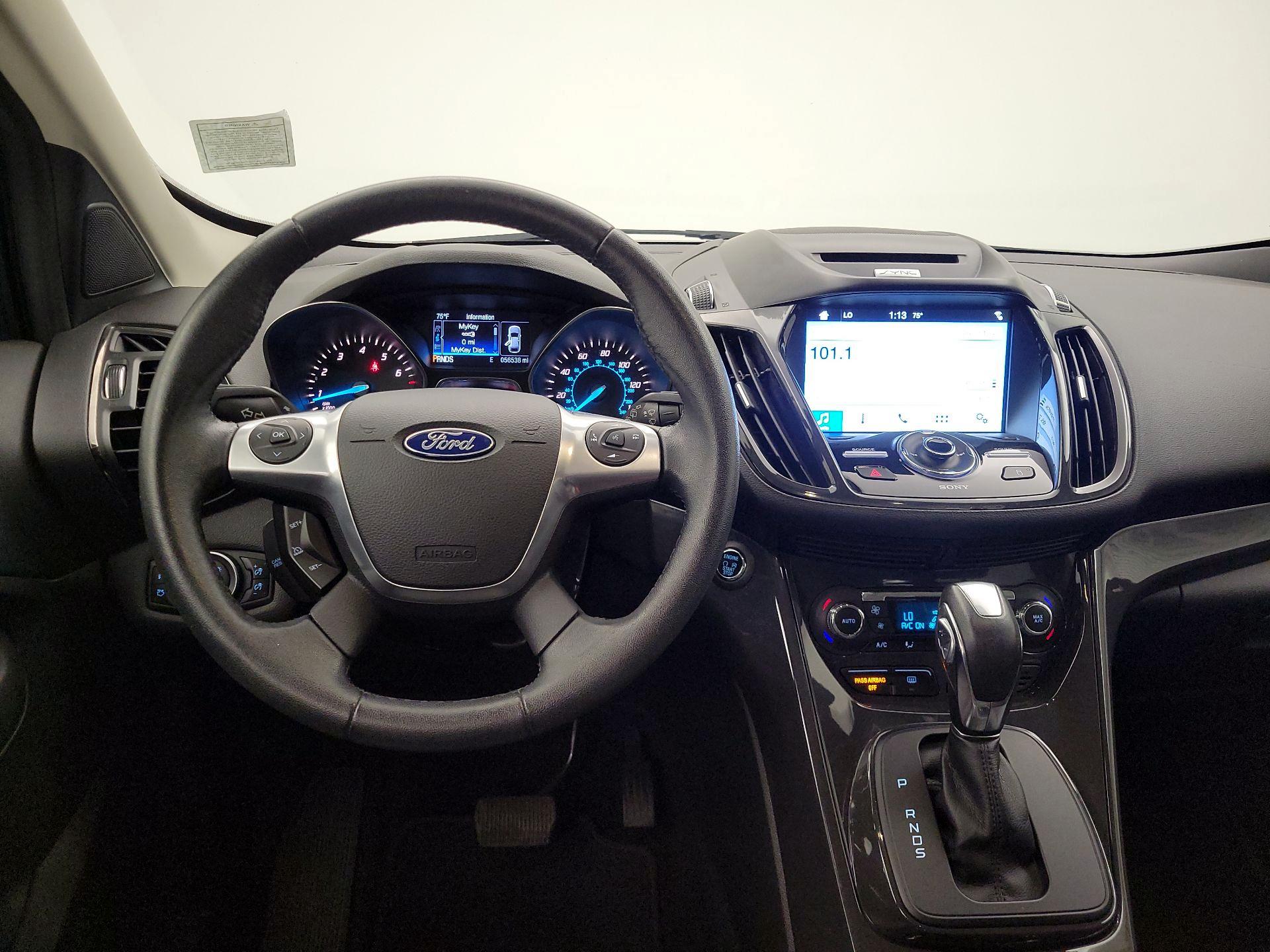 Thumbnail: 2016 Ford Escape - 10