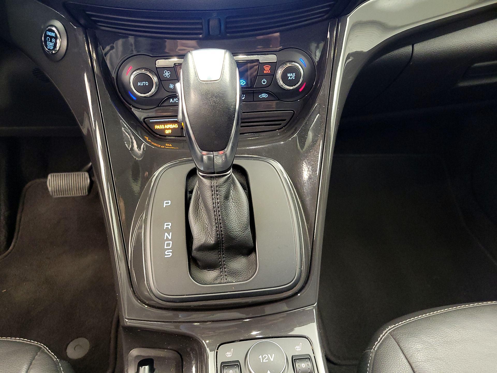 Thumbnail: 2016 Ford Escape - 17