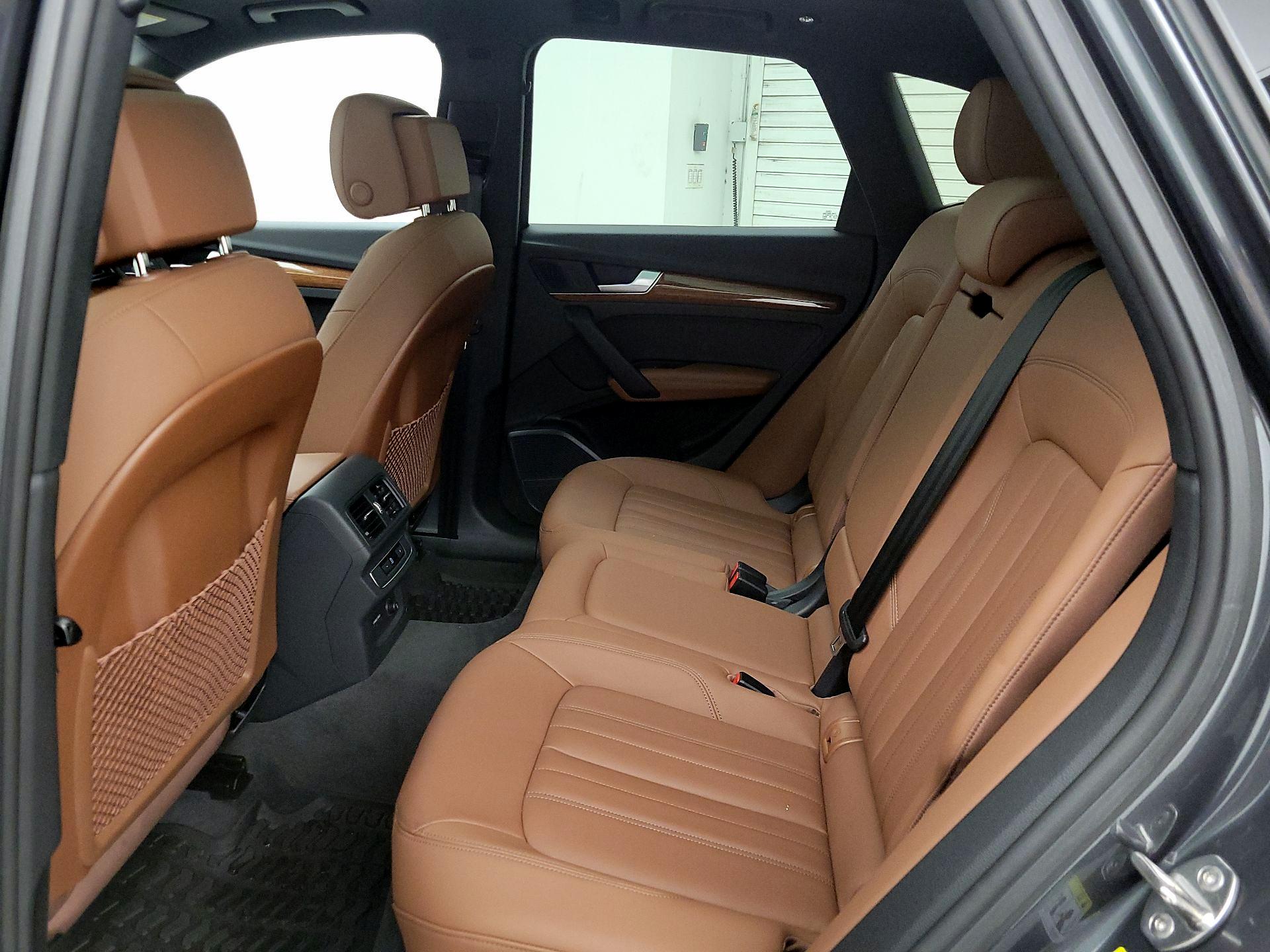 Thumbnail: 2022 Audi Q5 - 20