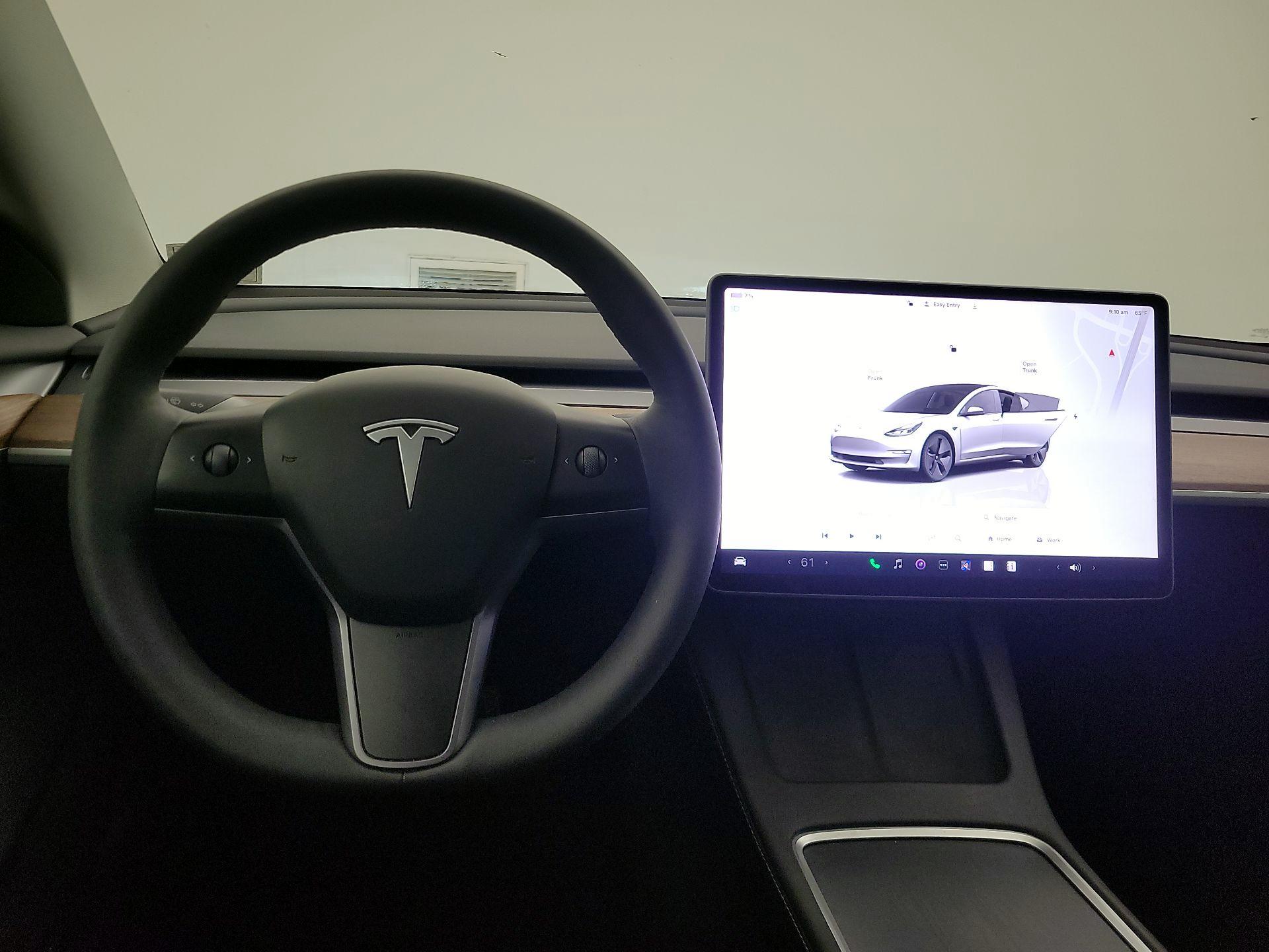 Thumbnail: 2023 Tesla Model 3 - 10