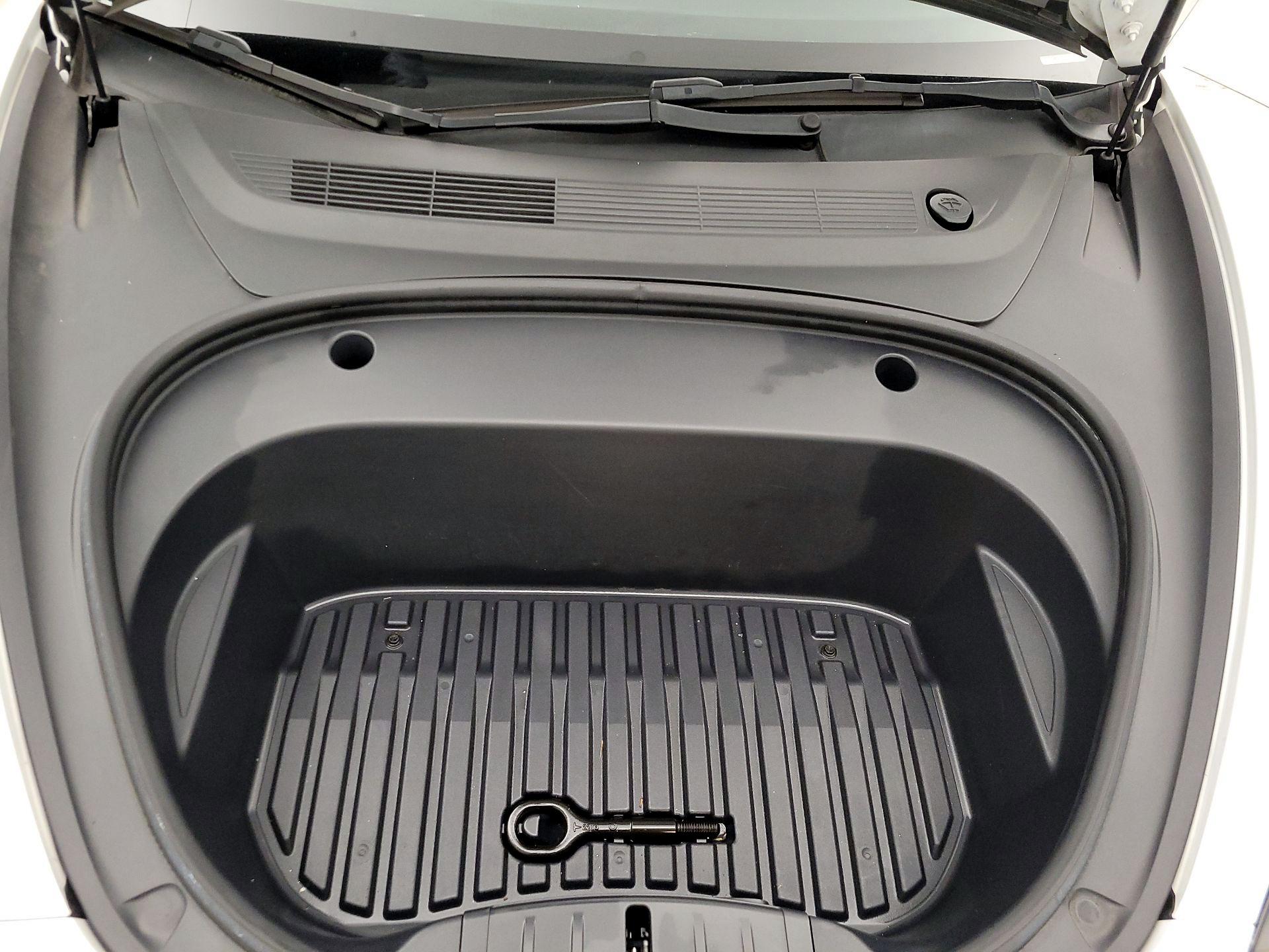 Thumbnail: 2023 Tesla Model 3 - 20