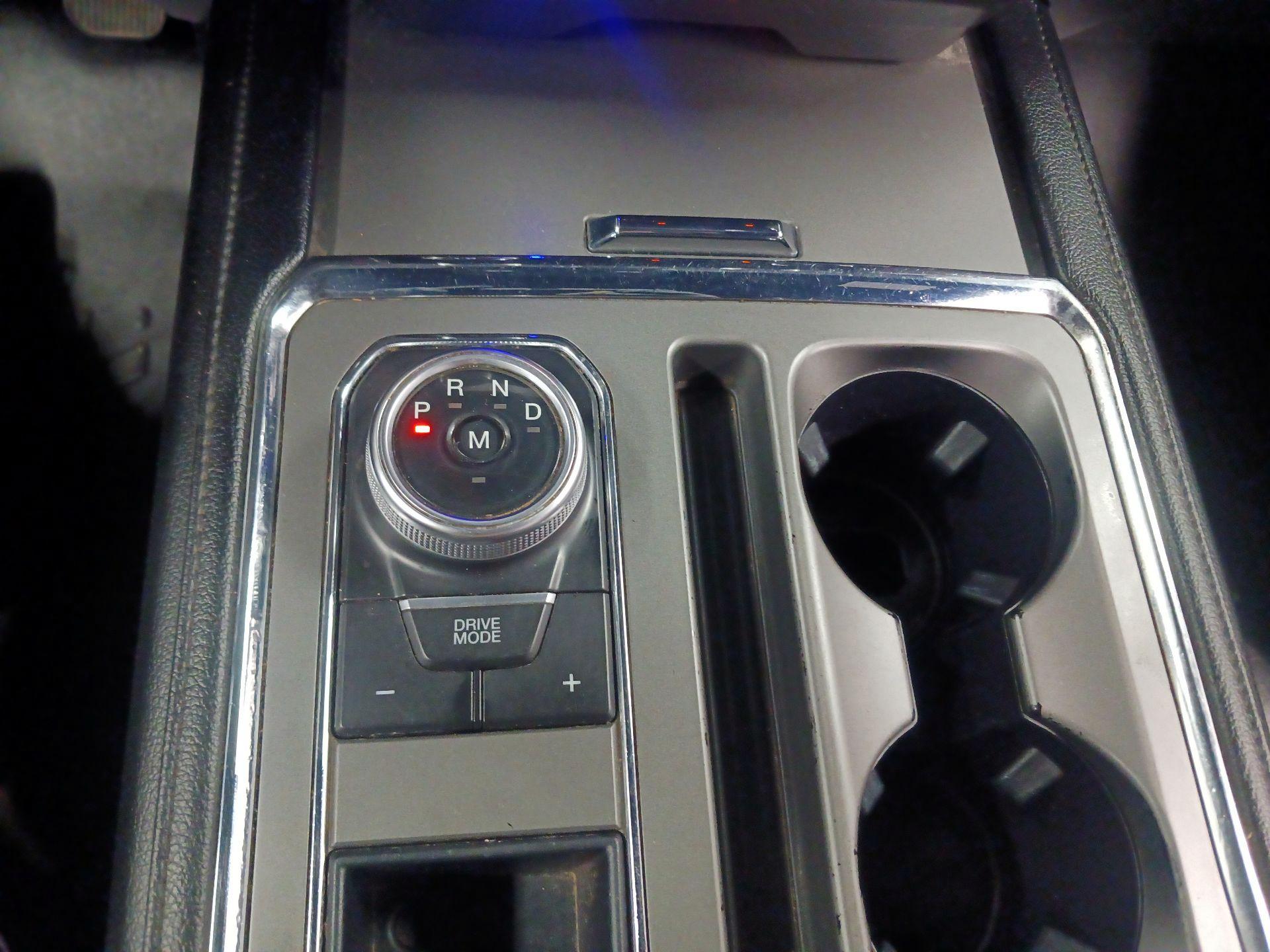 Thumbnail: 2021 Ford Expedition - 14