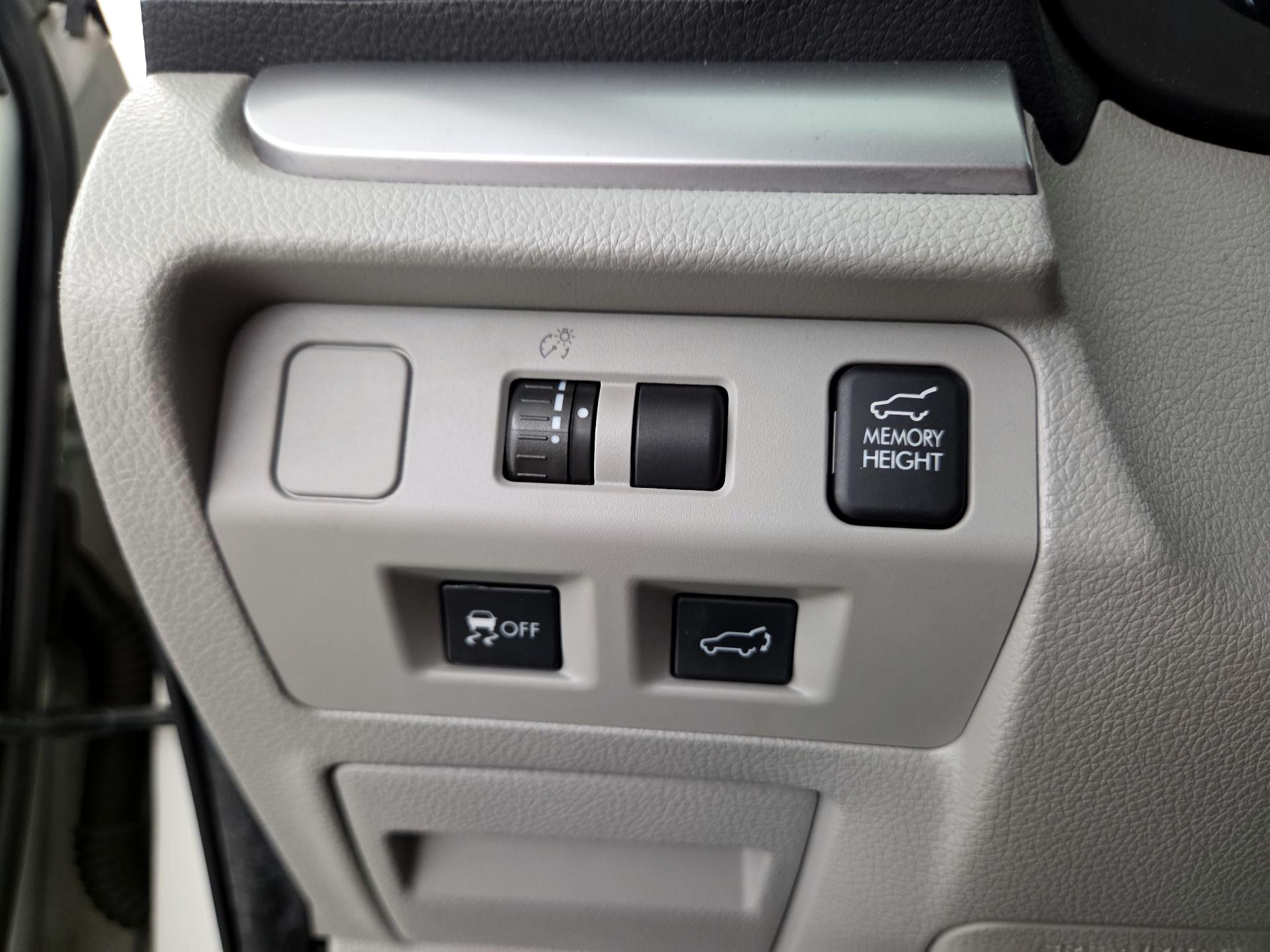 Thumbnail: 2015 Subaru Forester - 13