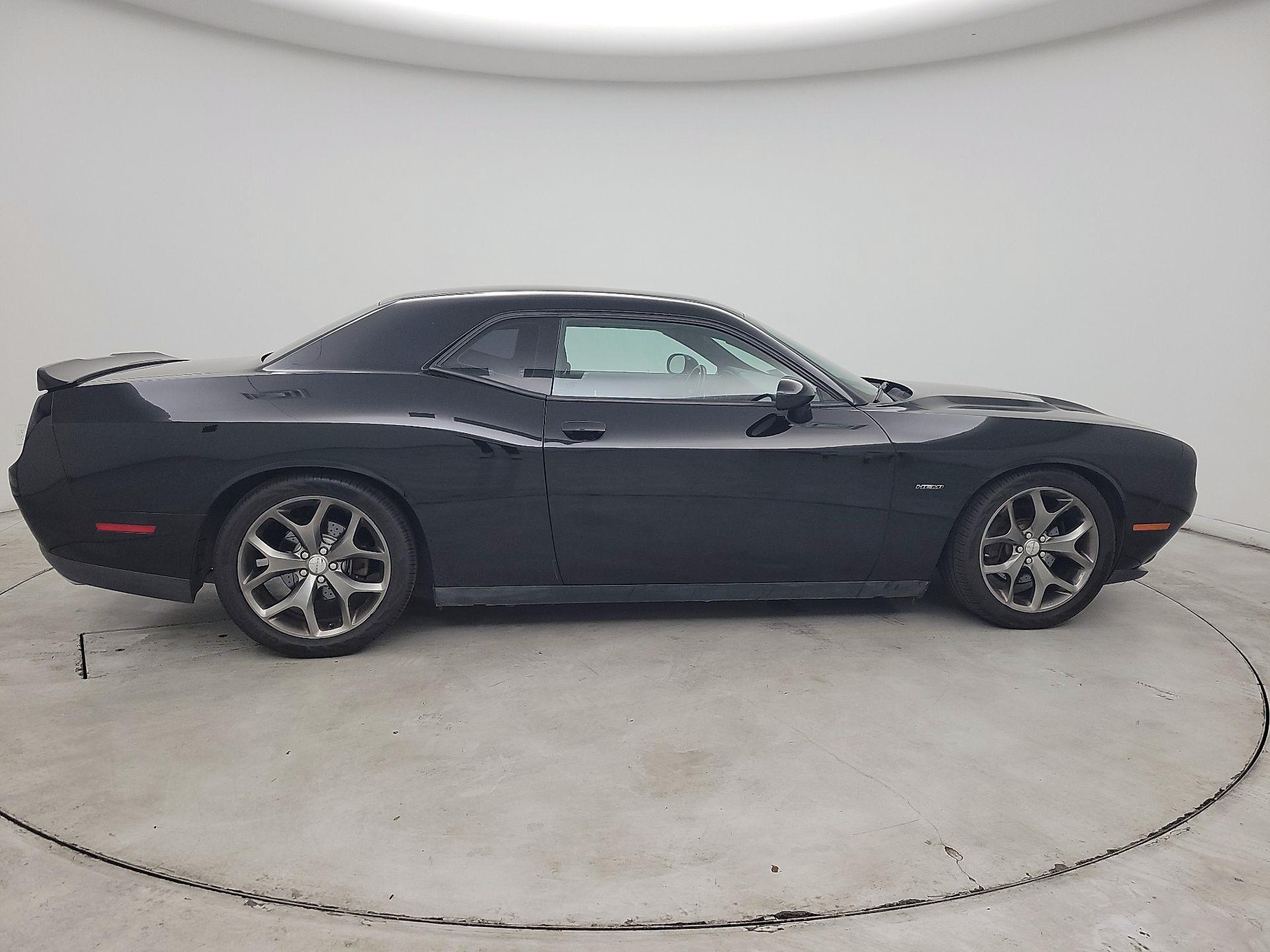 Thumbnail: 2016 Dodge Challenger - 4