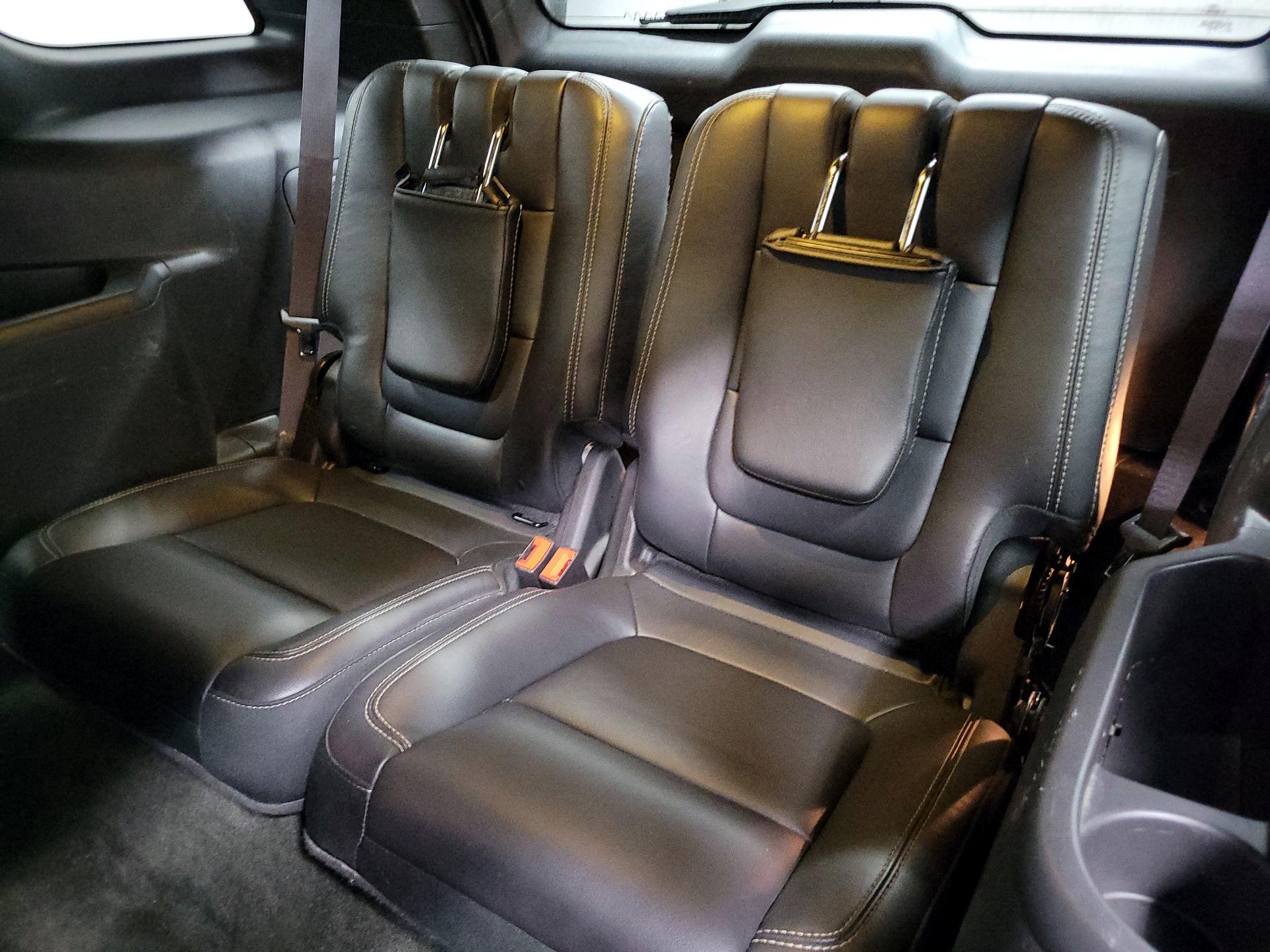 Thumbnail: 2015 Ford Explorer - 19