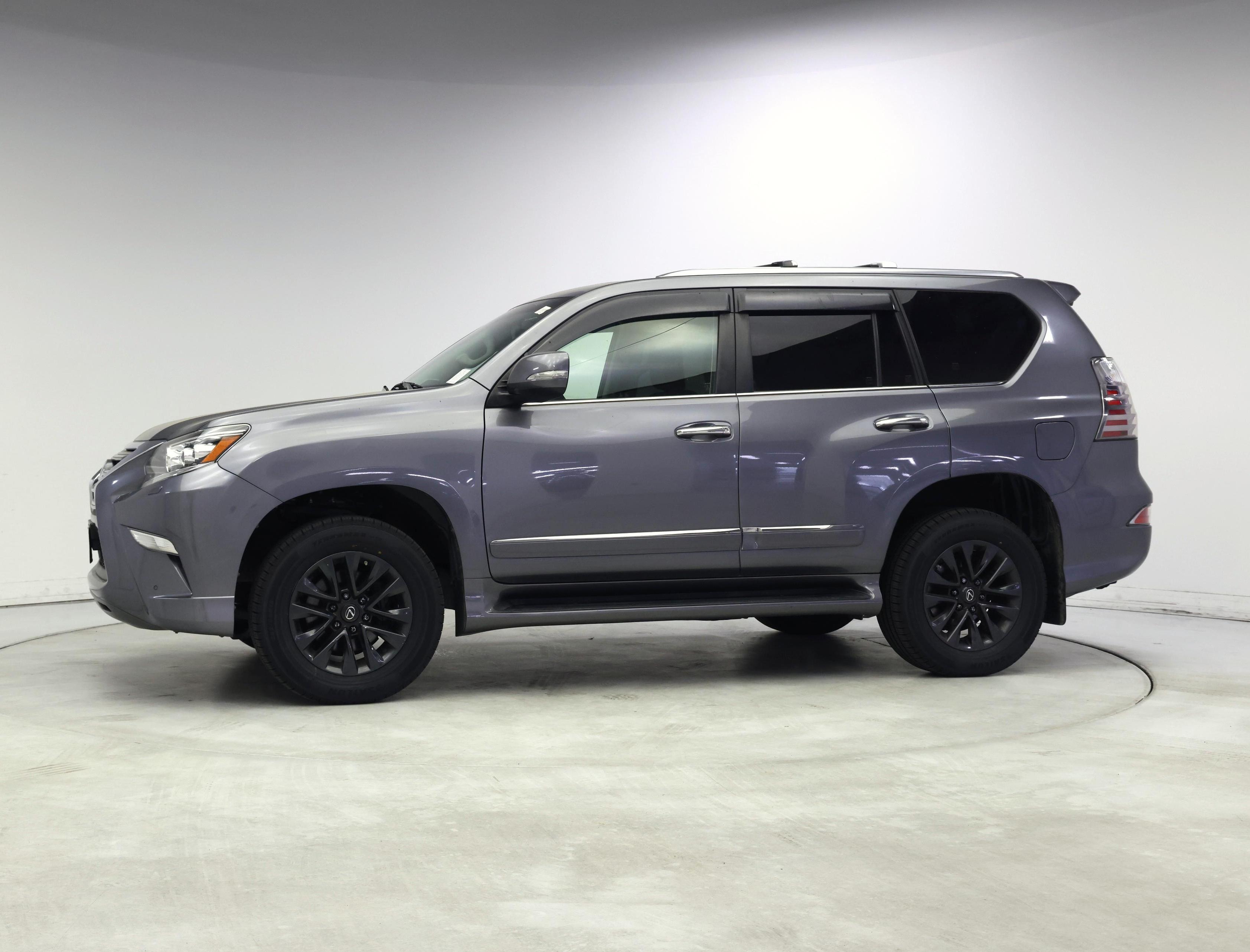 Thumbnail: 2019 Lexus GX - 3