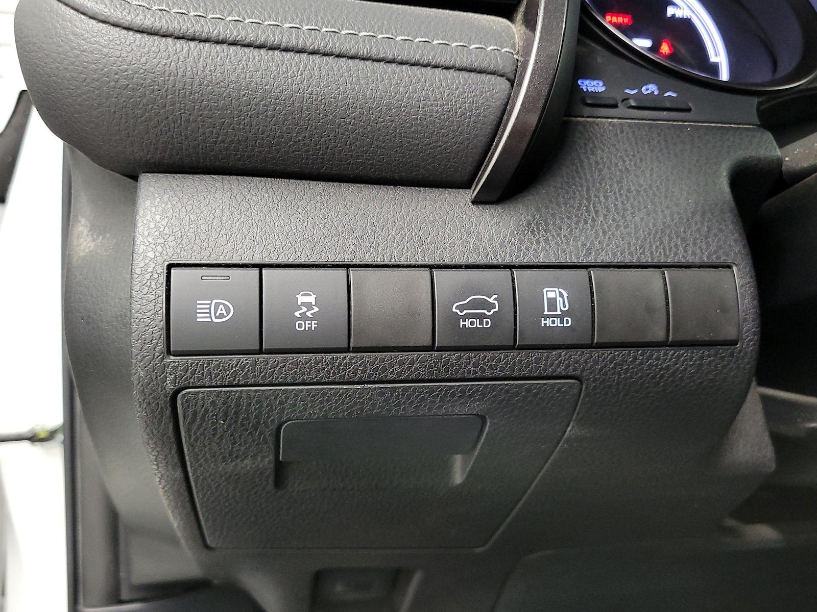2023 Toyota Camry SE - Photo 14