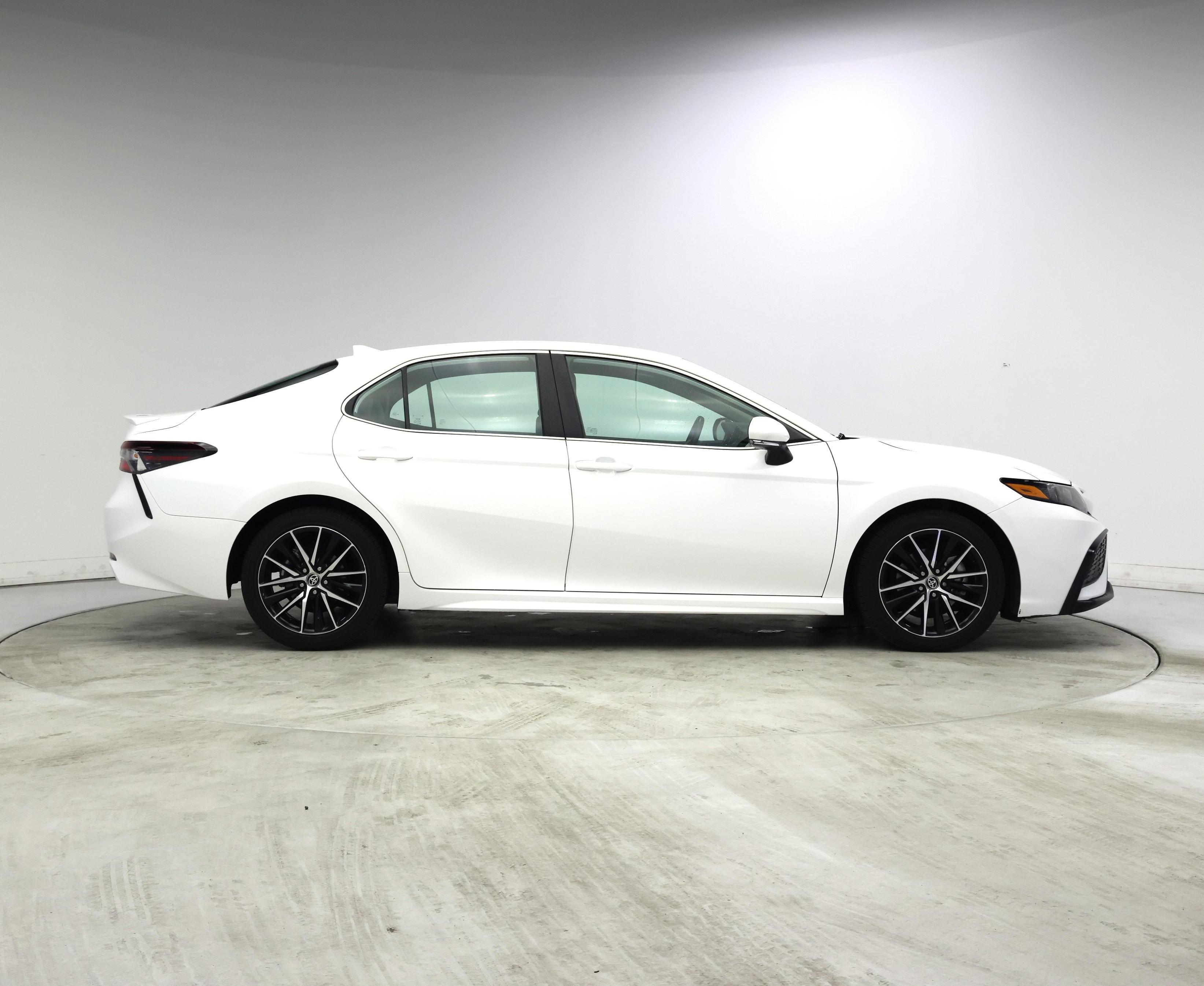 Thumbnail: 2023 Toyota Camry - 7