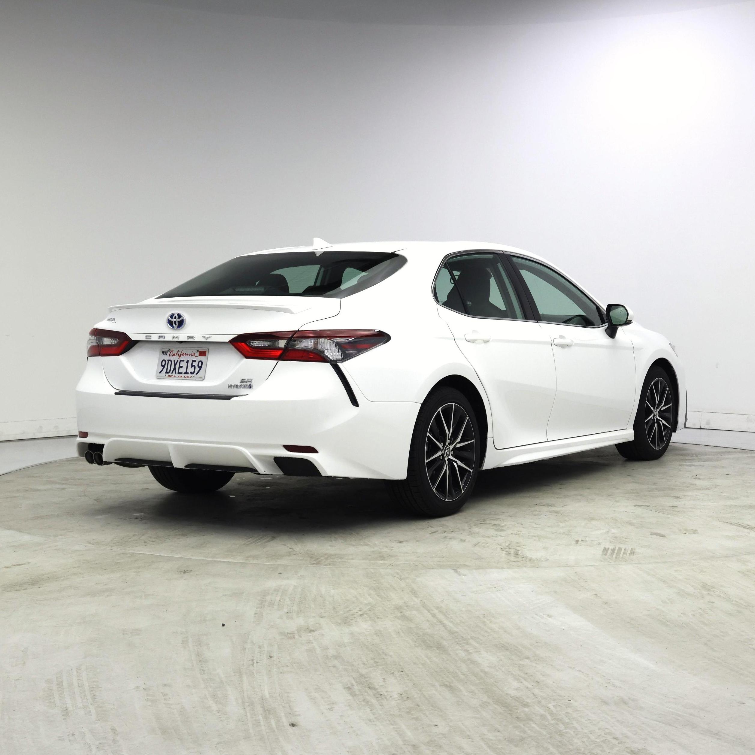 Thumbnail: 2023 Toyota Camry - 8