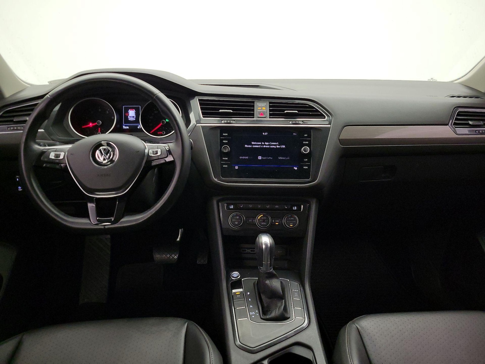 2018 Volkswagen Tiguan SE - Photo 10