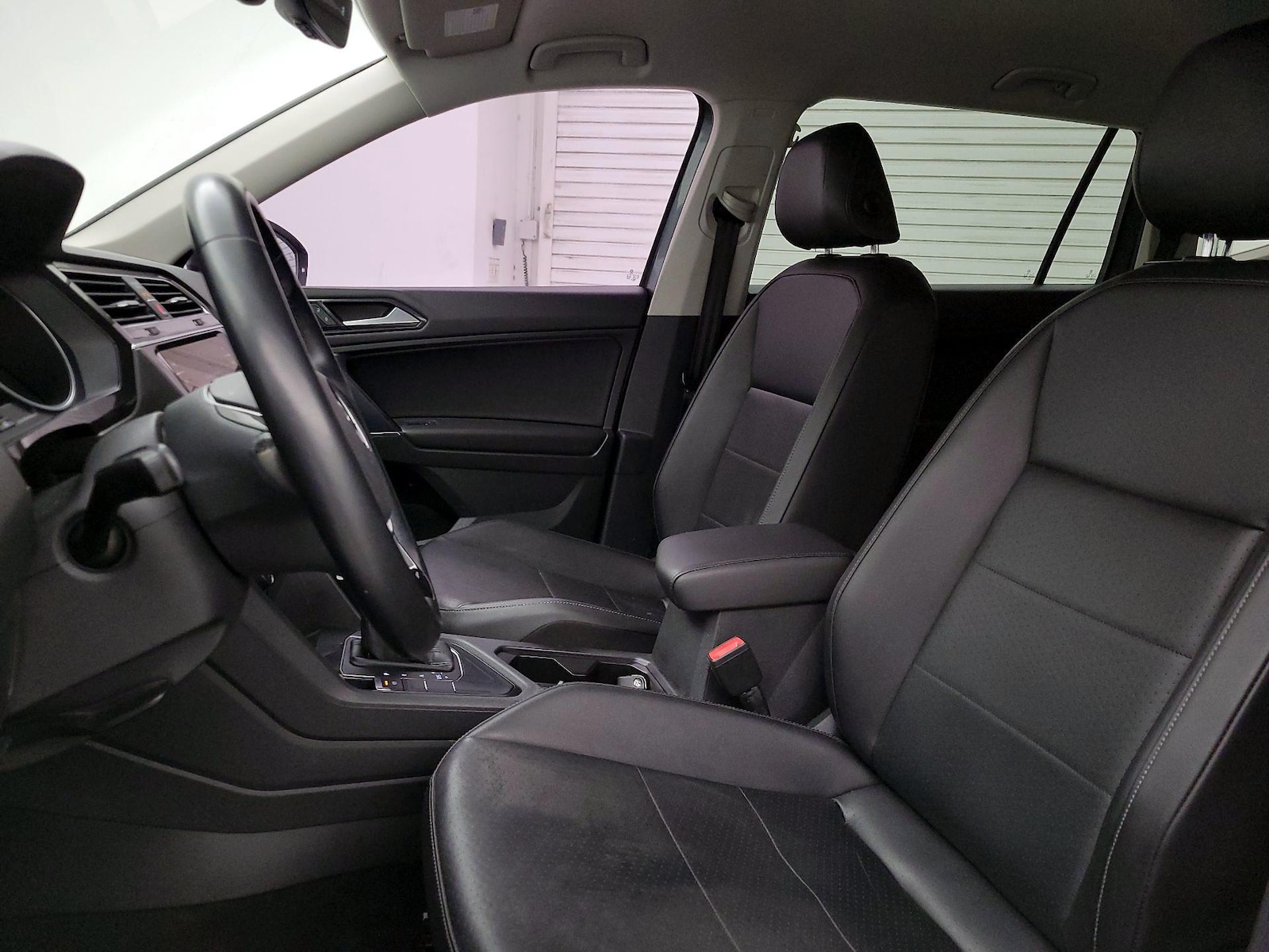 2018 Volkswagen Tiguan SE - Photo 12