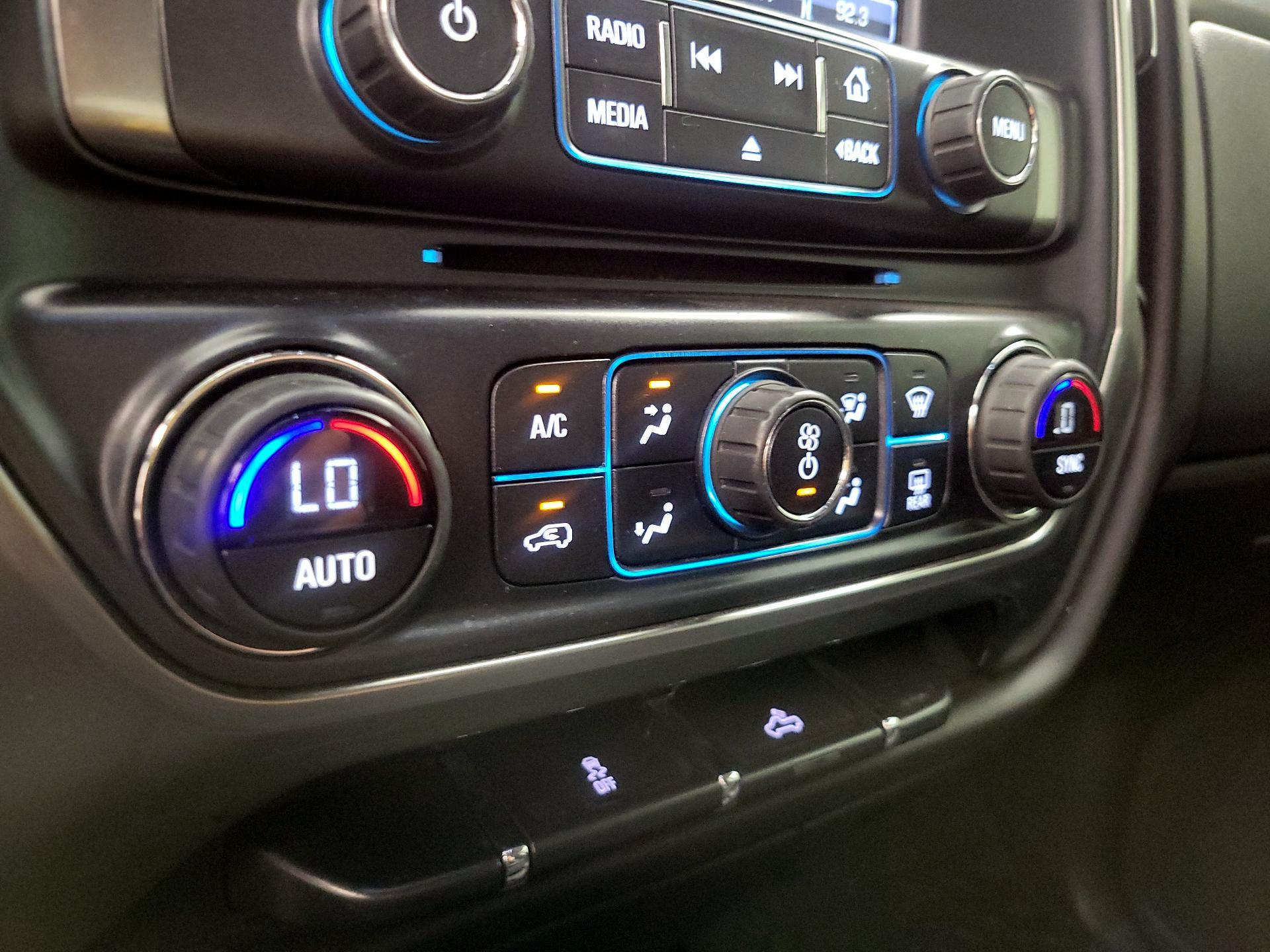 Thumbnail: 2016 Chevrolet Silverado 1500 - 16