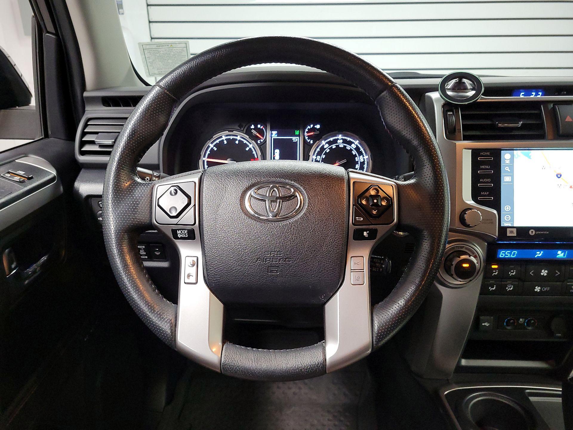 Thumbnail: 2023 Toyota 4Runner - 10