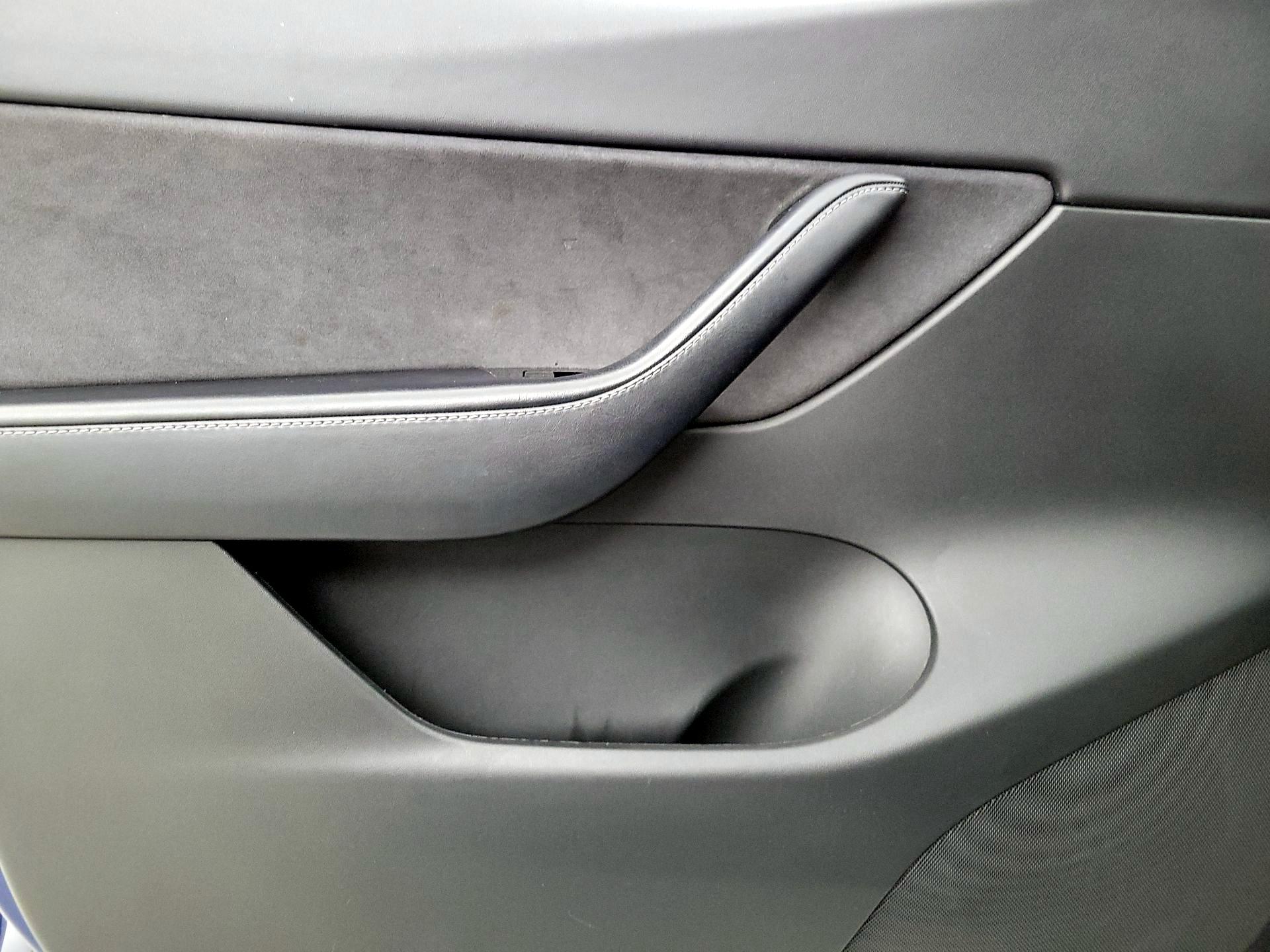 Thumbnail: 2021 Tesla Model Y - 12