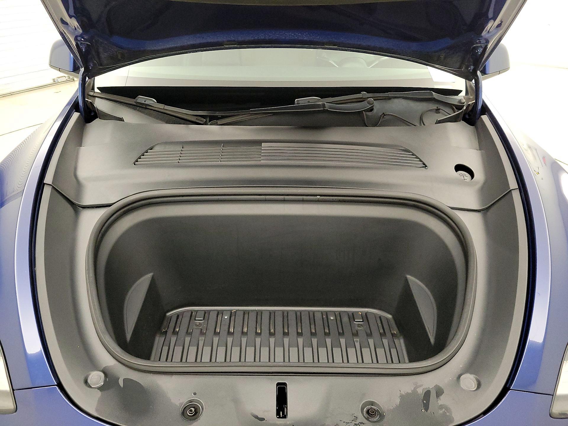 Thumbnail: 2021 Tesla Model Y - 20