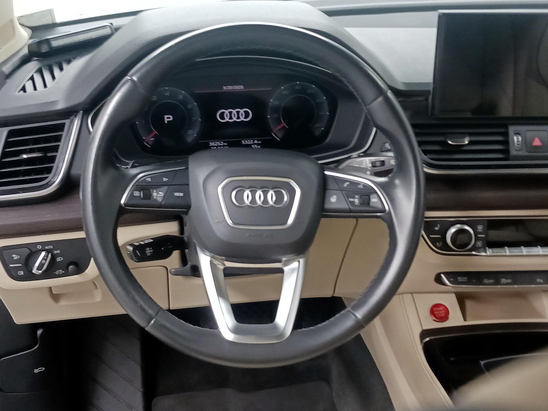 Thumbnail: 2021 Audi Q5 - 10