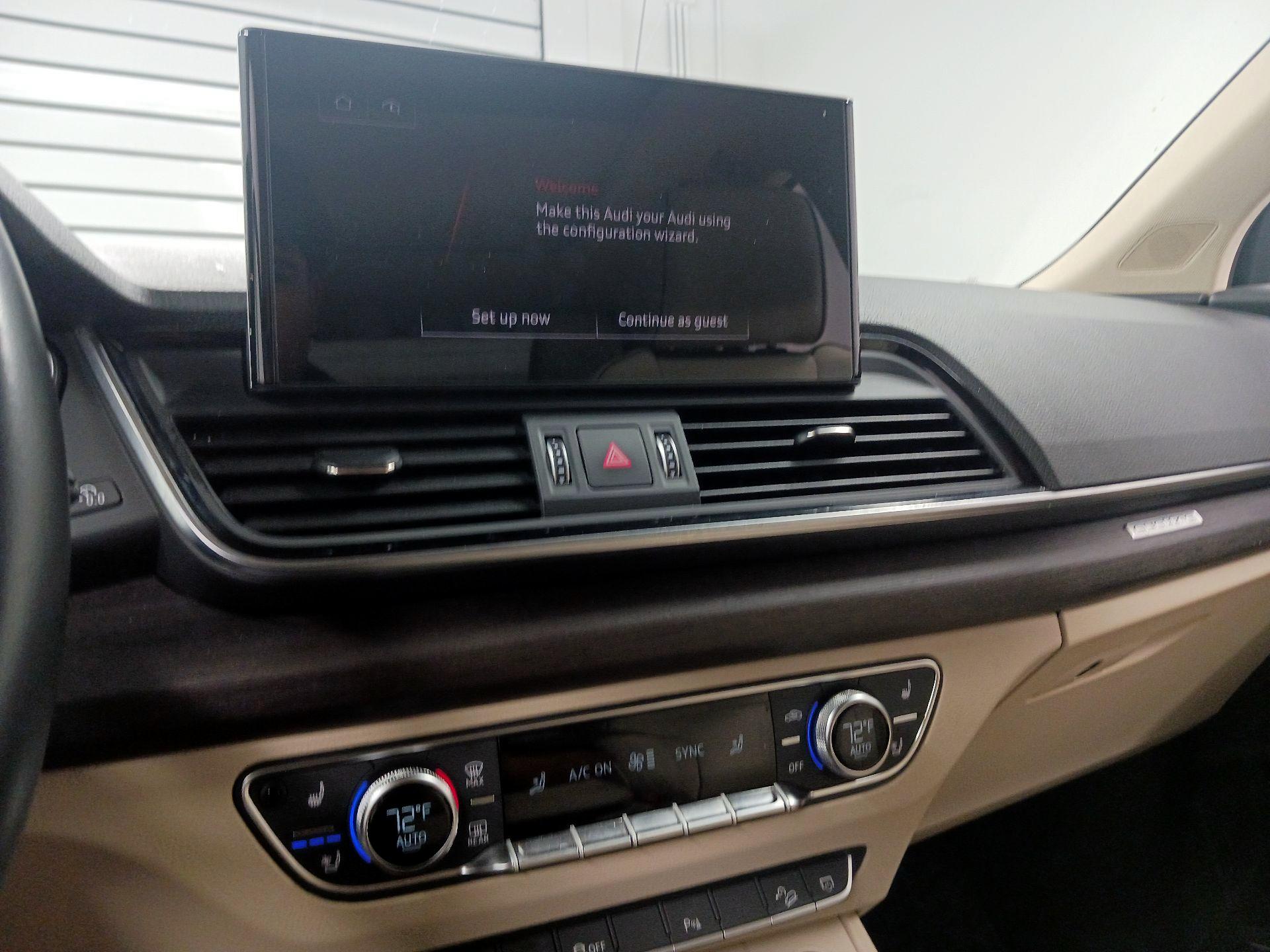 Thumbnail: 2021 Audi Q5 - 14