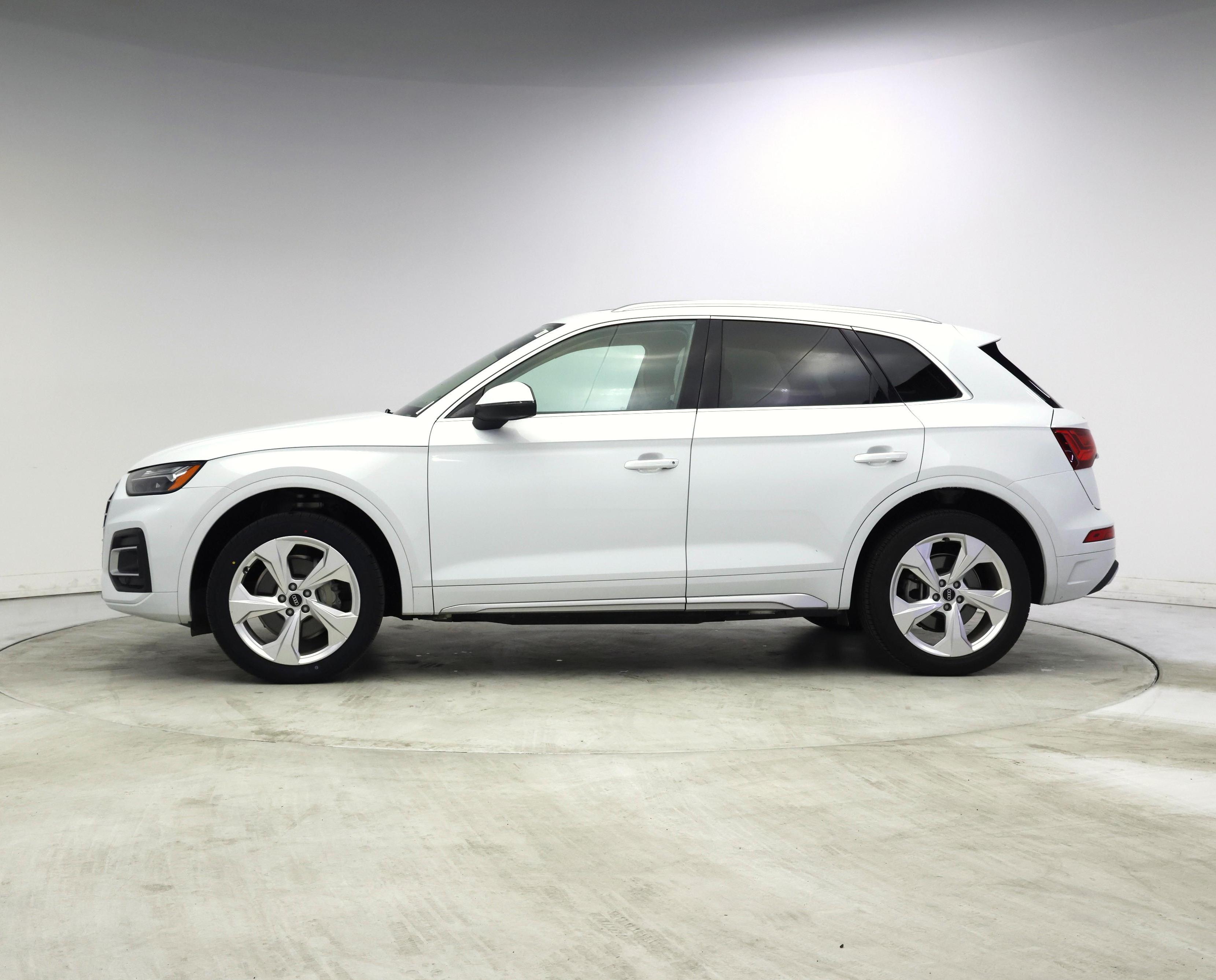 Thumbnail: 2021 Audi Q5 - 3