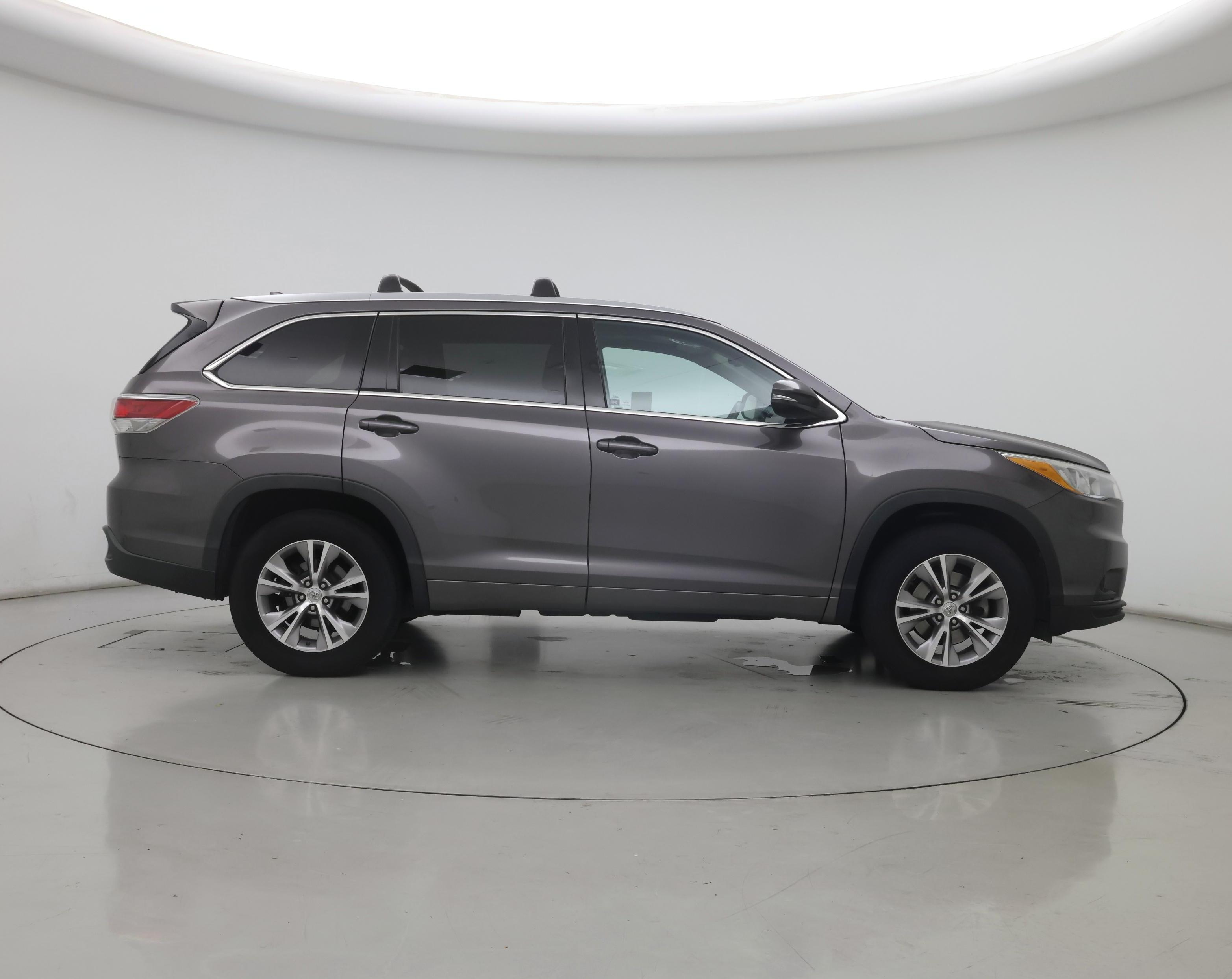 Thumbnail: 2015 Toyota Highlander - 7