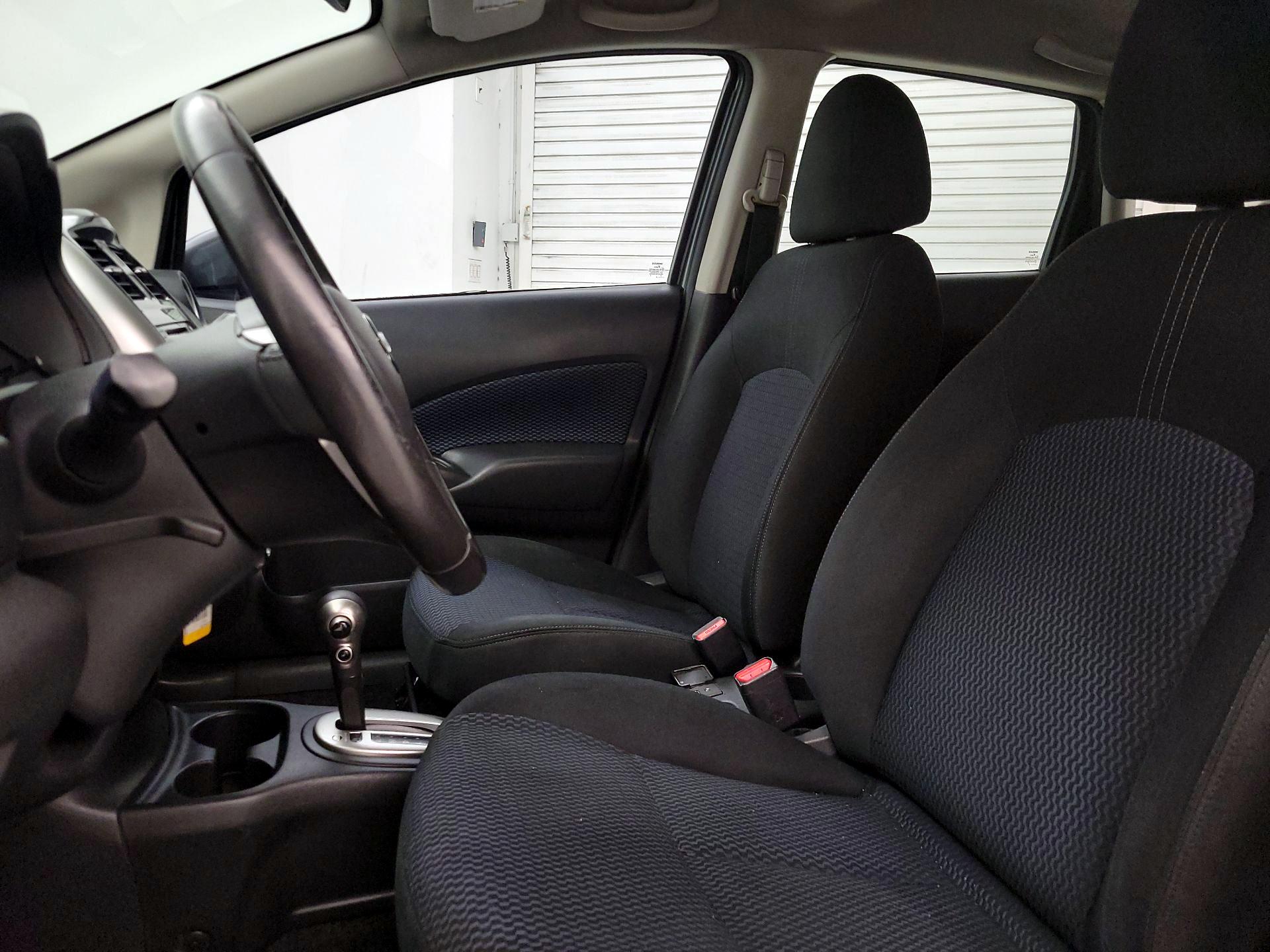 Thumbnail: 2016 Nissan Versa Note - 11