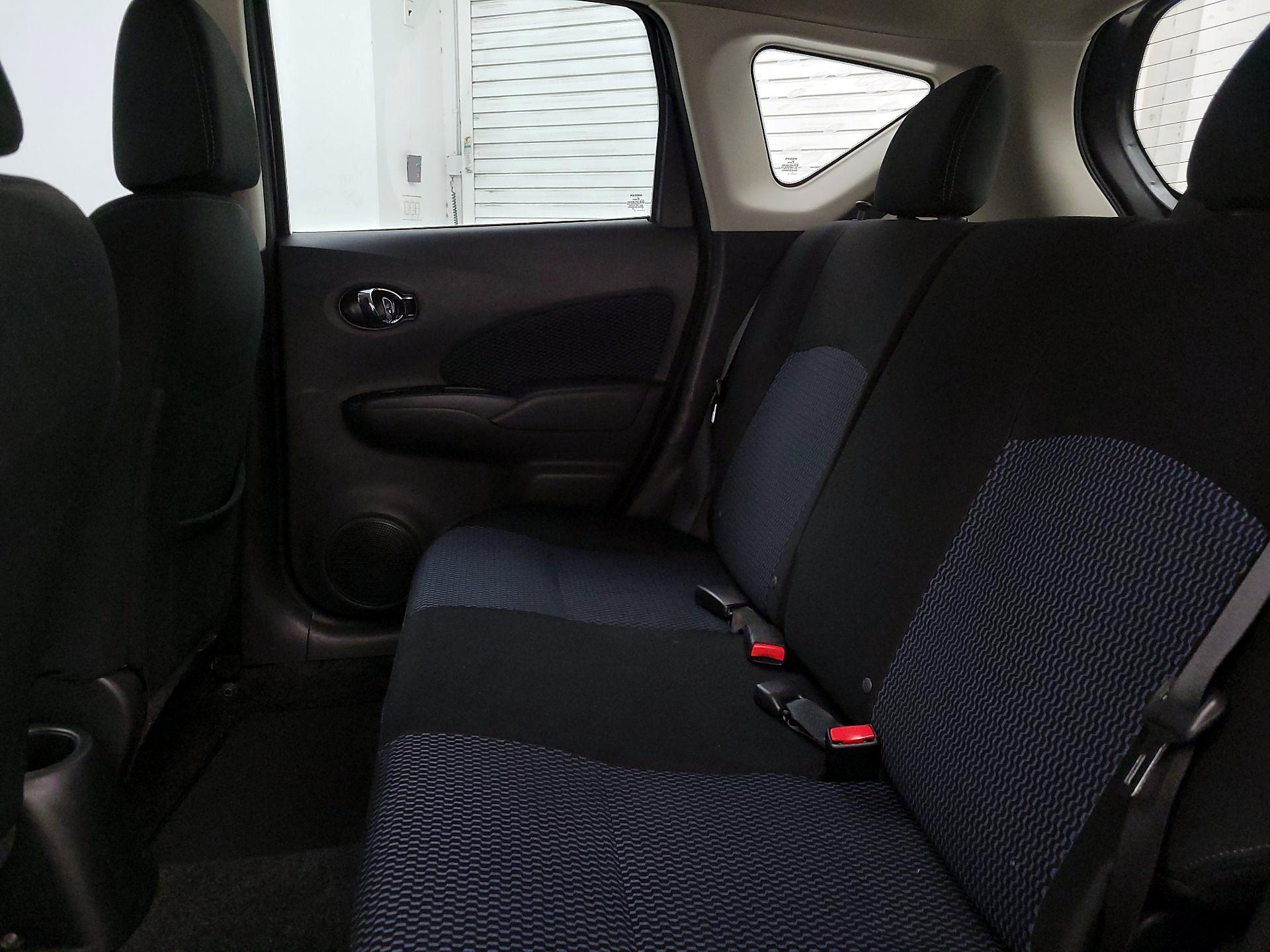 Thumbnail: 2016 Nissan Versa Note - 18