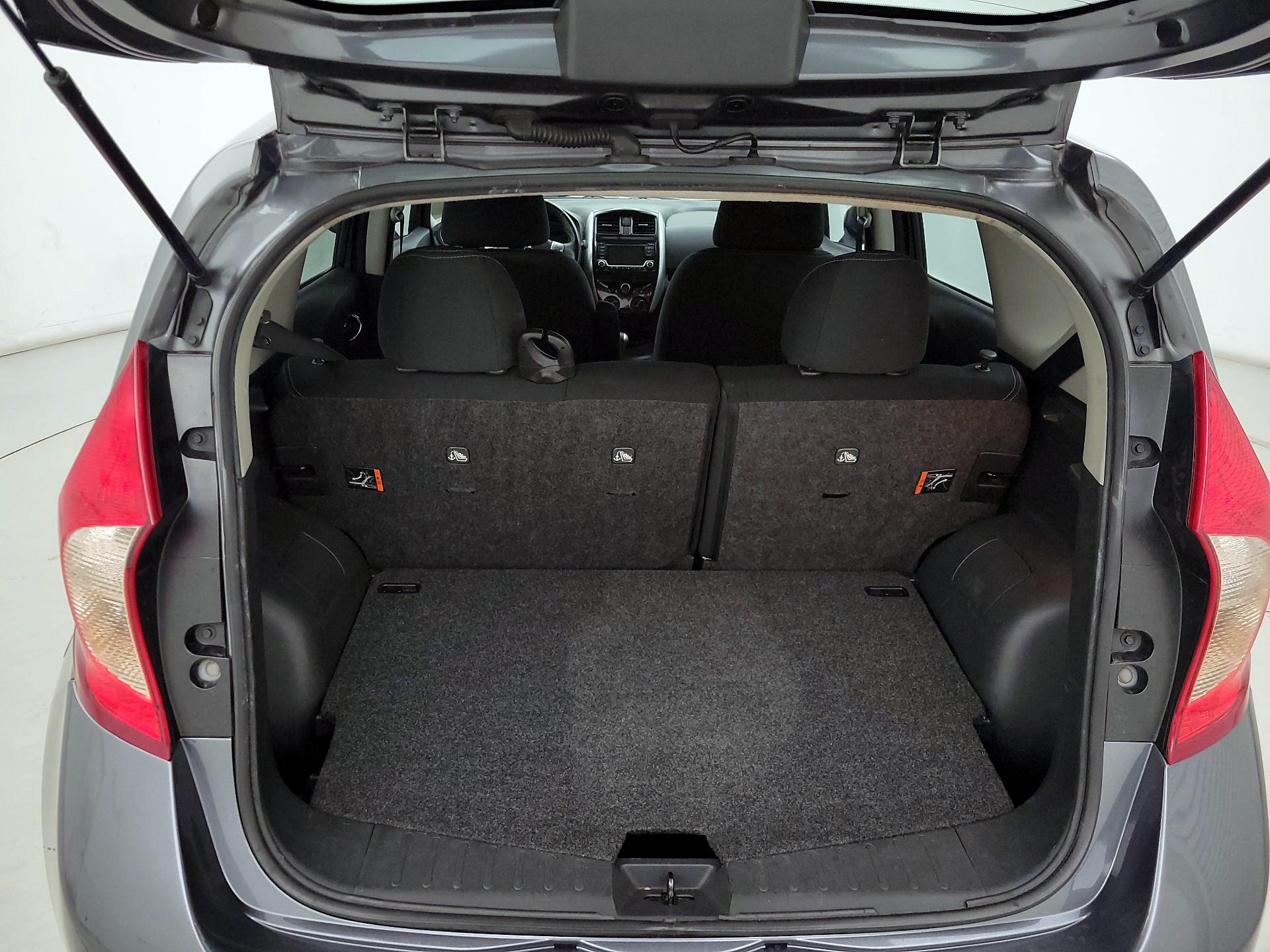 Thumbnail: 2016 Nissan Versa Note - 19