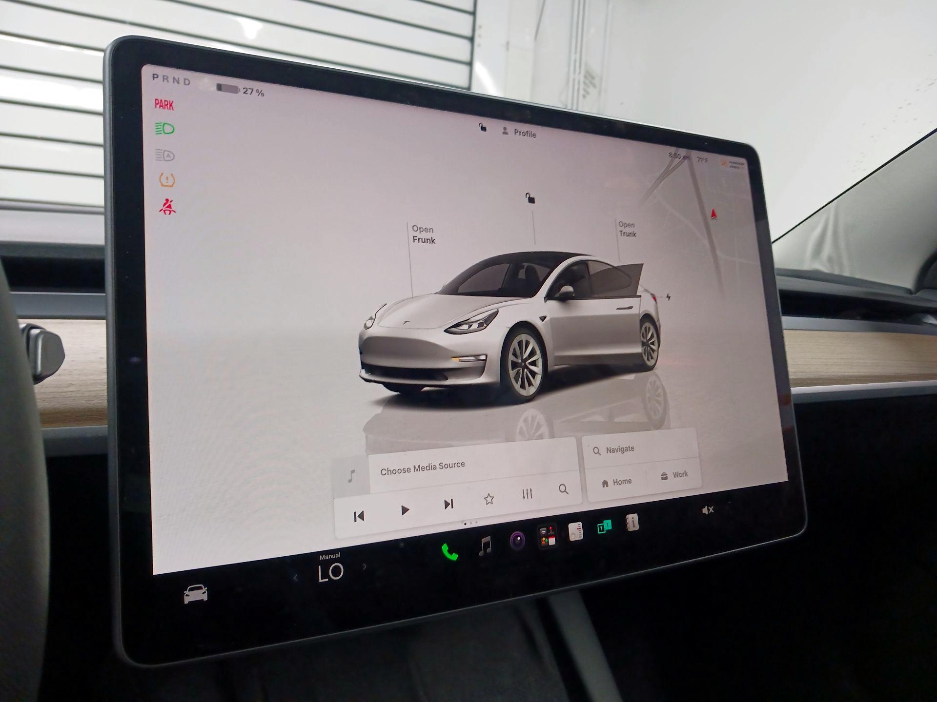 Thumbnail: 2023 Tesla Model 3 - 15
