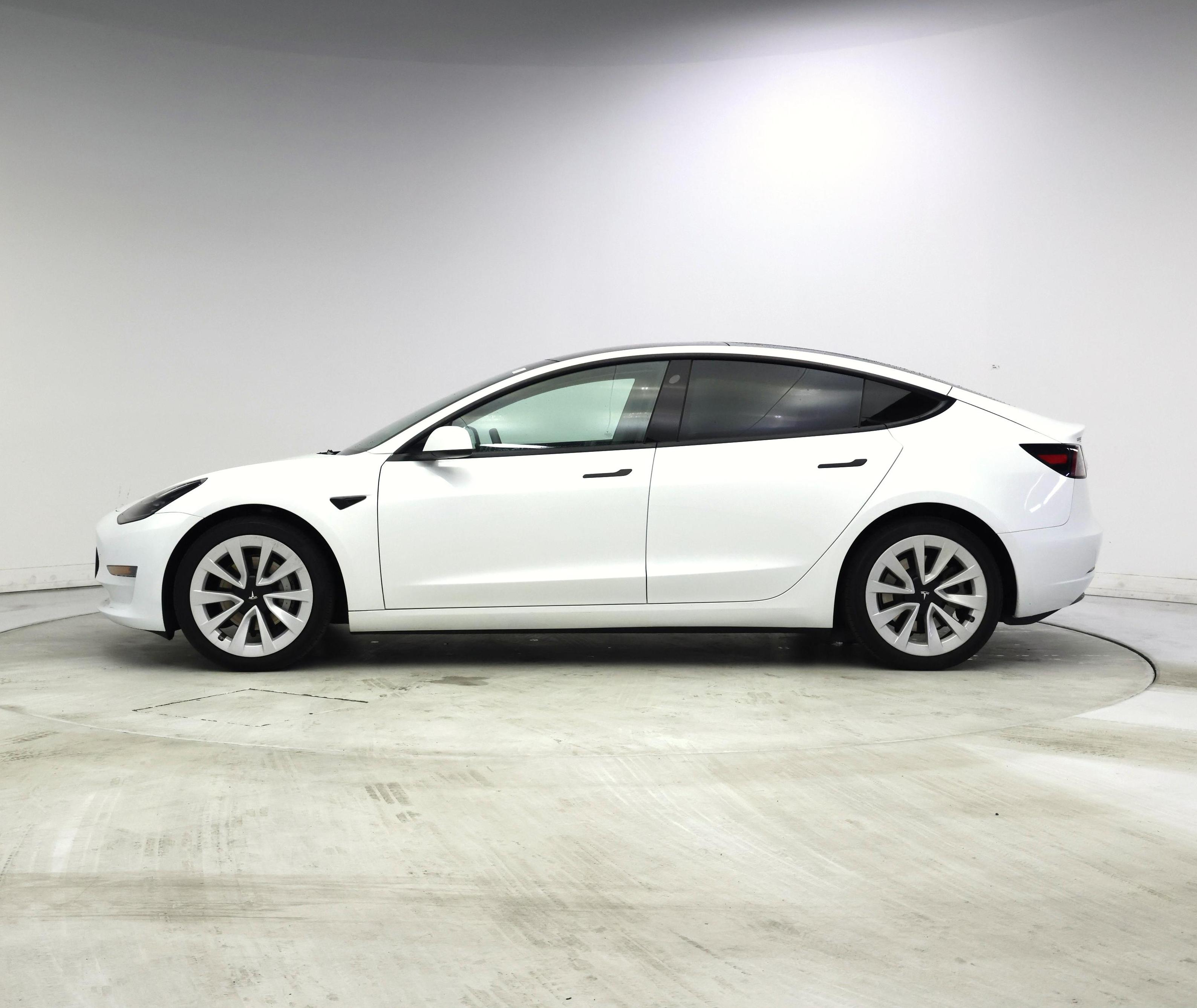 Thumbnail: 2023 Tesla Model 3 - 3