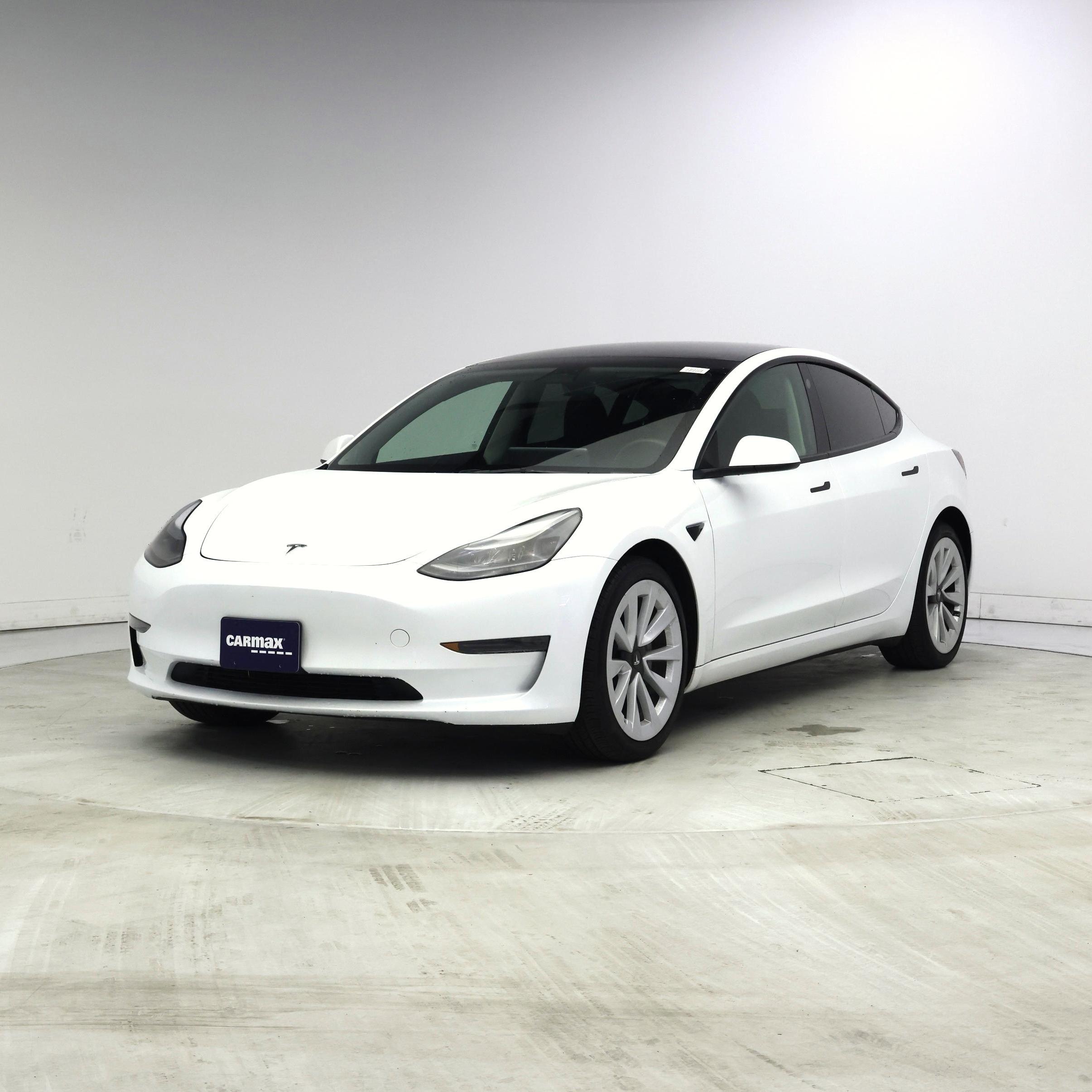 Thumbnail: 2023 Tesla Model 3 - 4