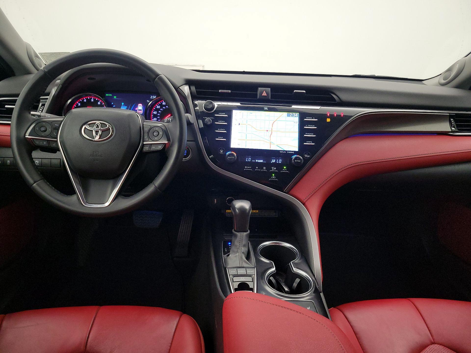 Thumbnail: 2020 Toyota Camry - 9