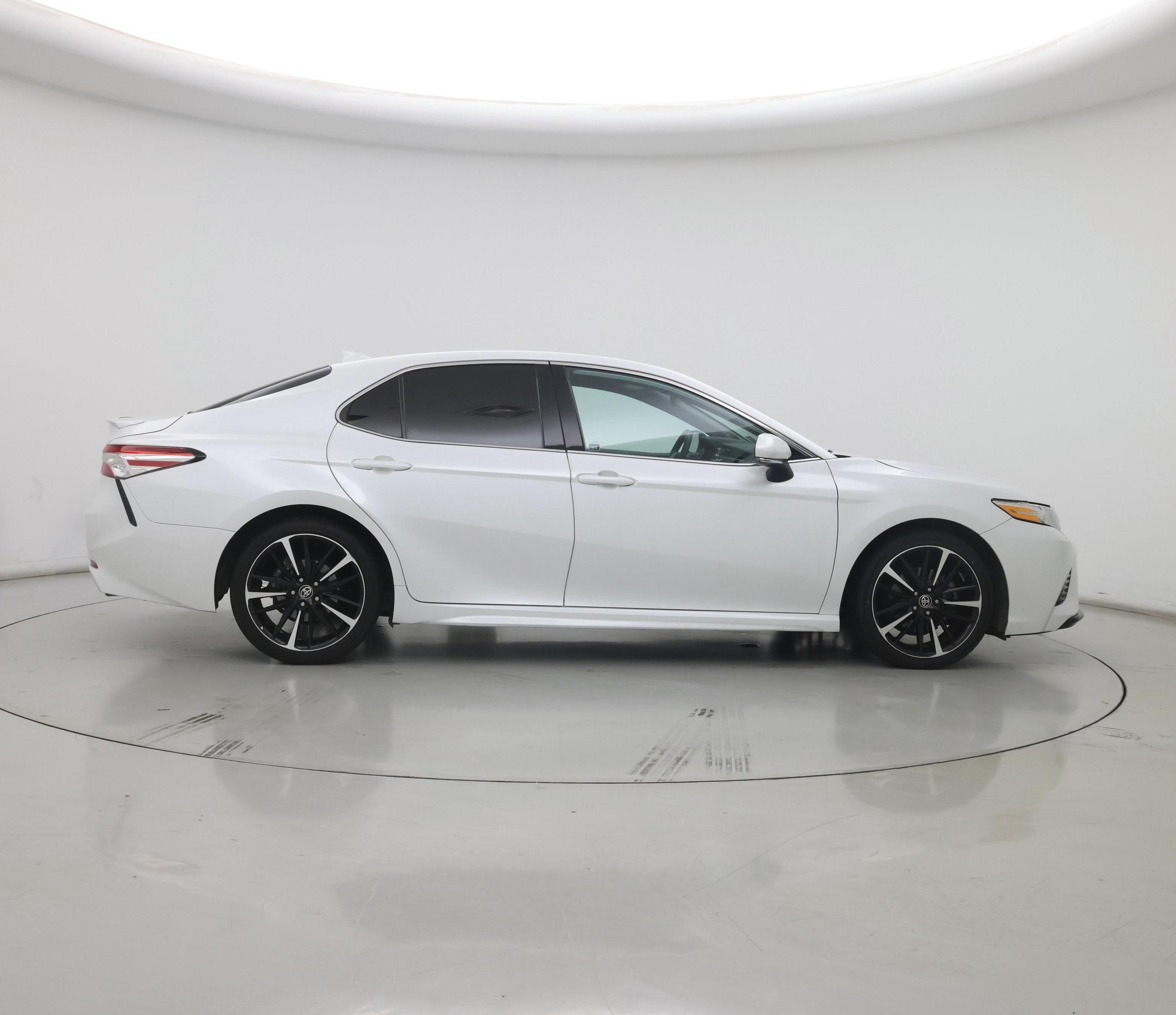 Thumbnail: 2020 Toyota Camry - 7