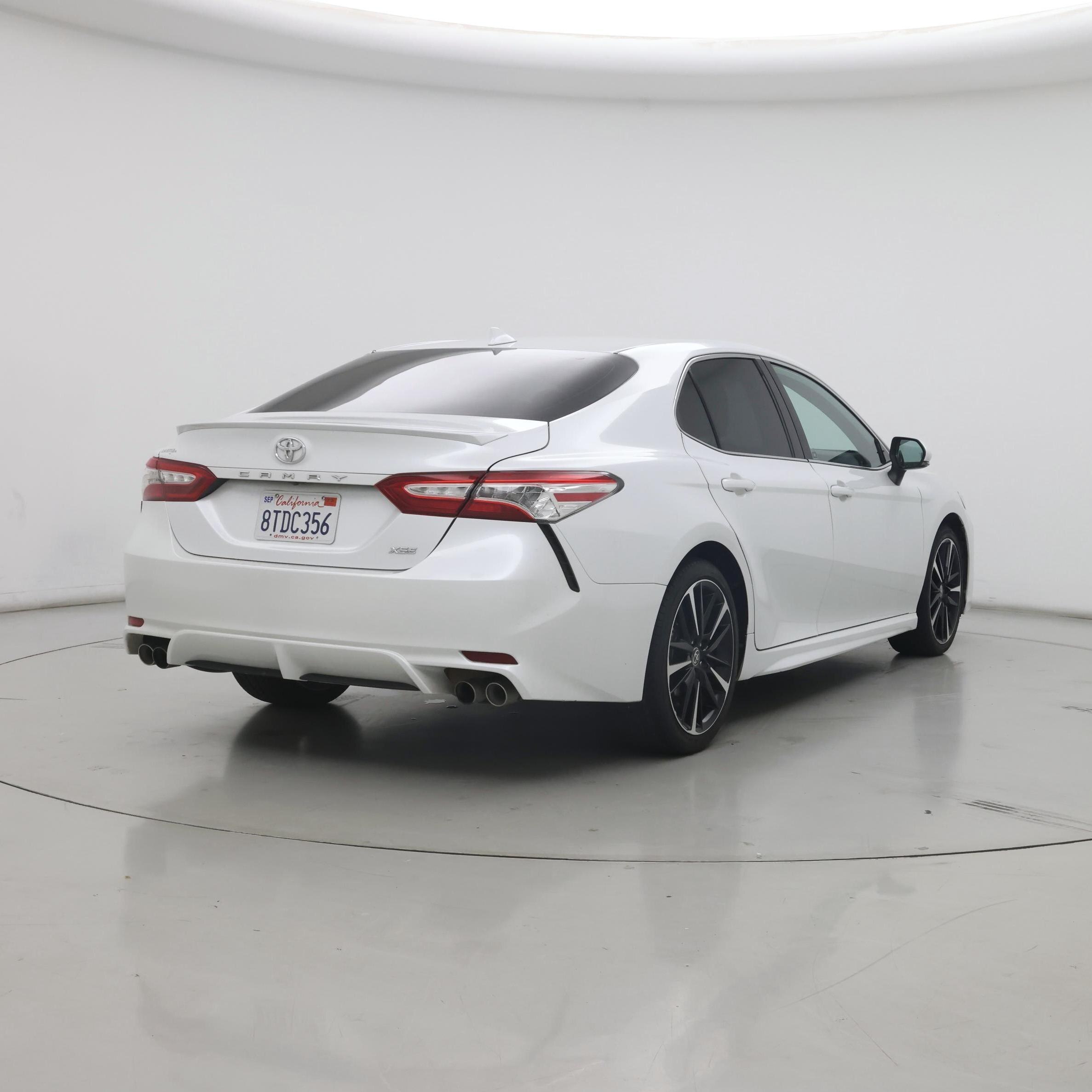 Thumbnail: 2020 Toyota Camry - 8