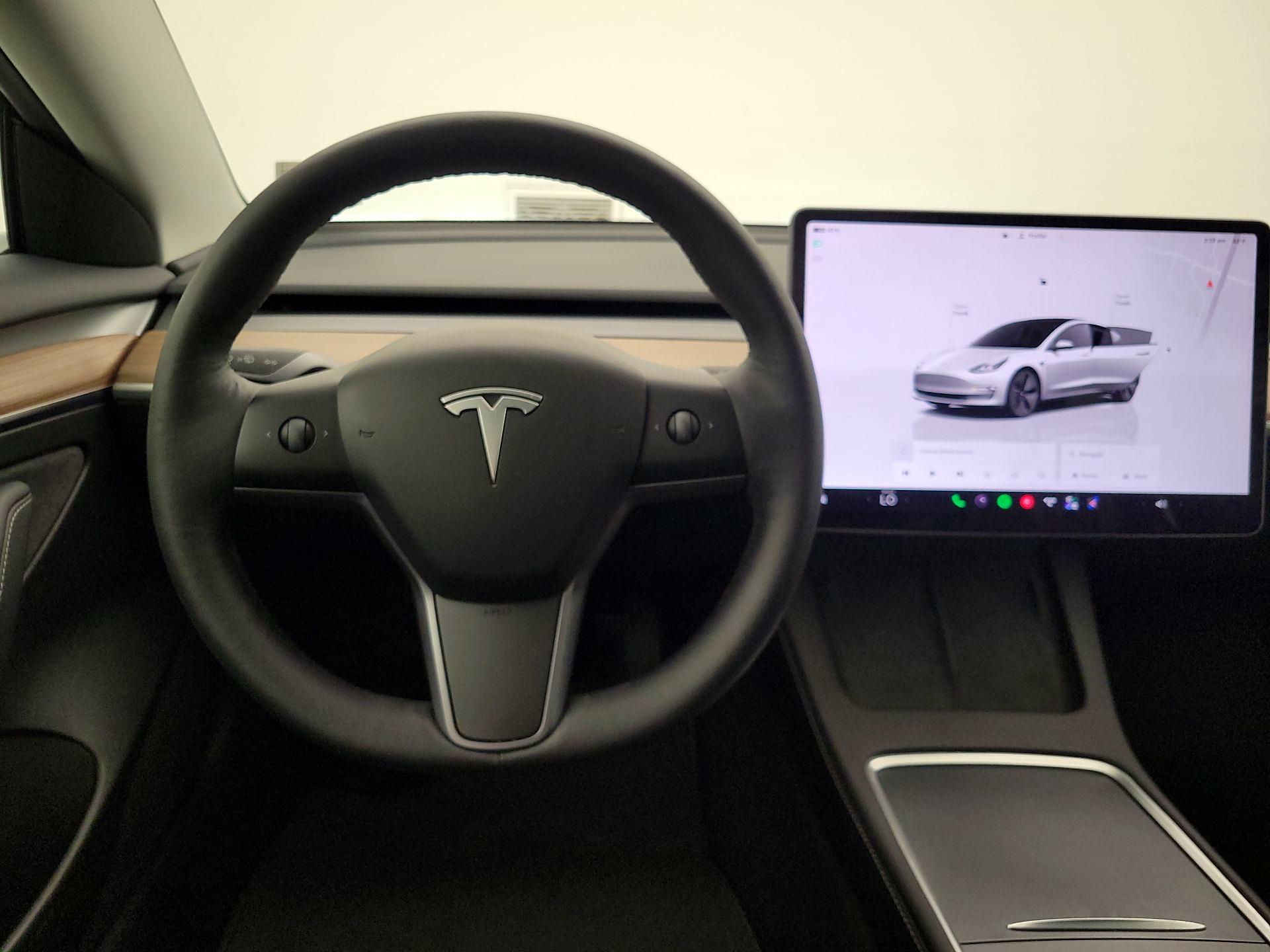 Thumbnail: 2023 Tesla Model 3 - 10