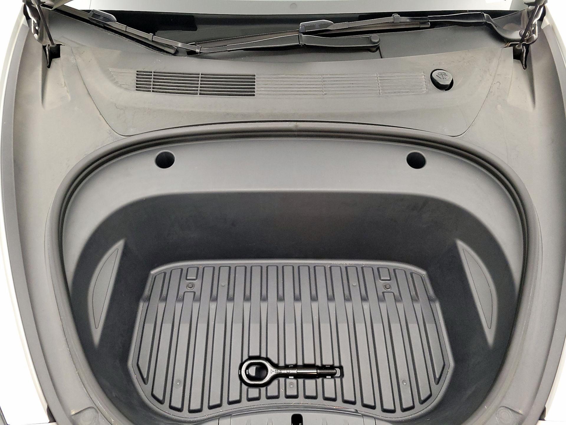 Thumbnail: 2023 Tesla Model 3 - 20
