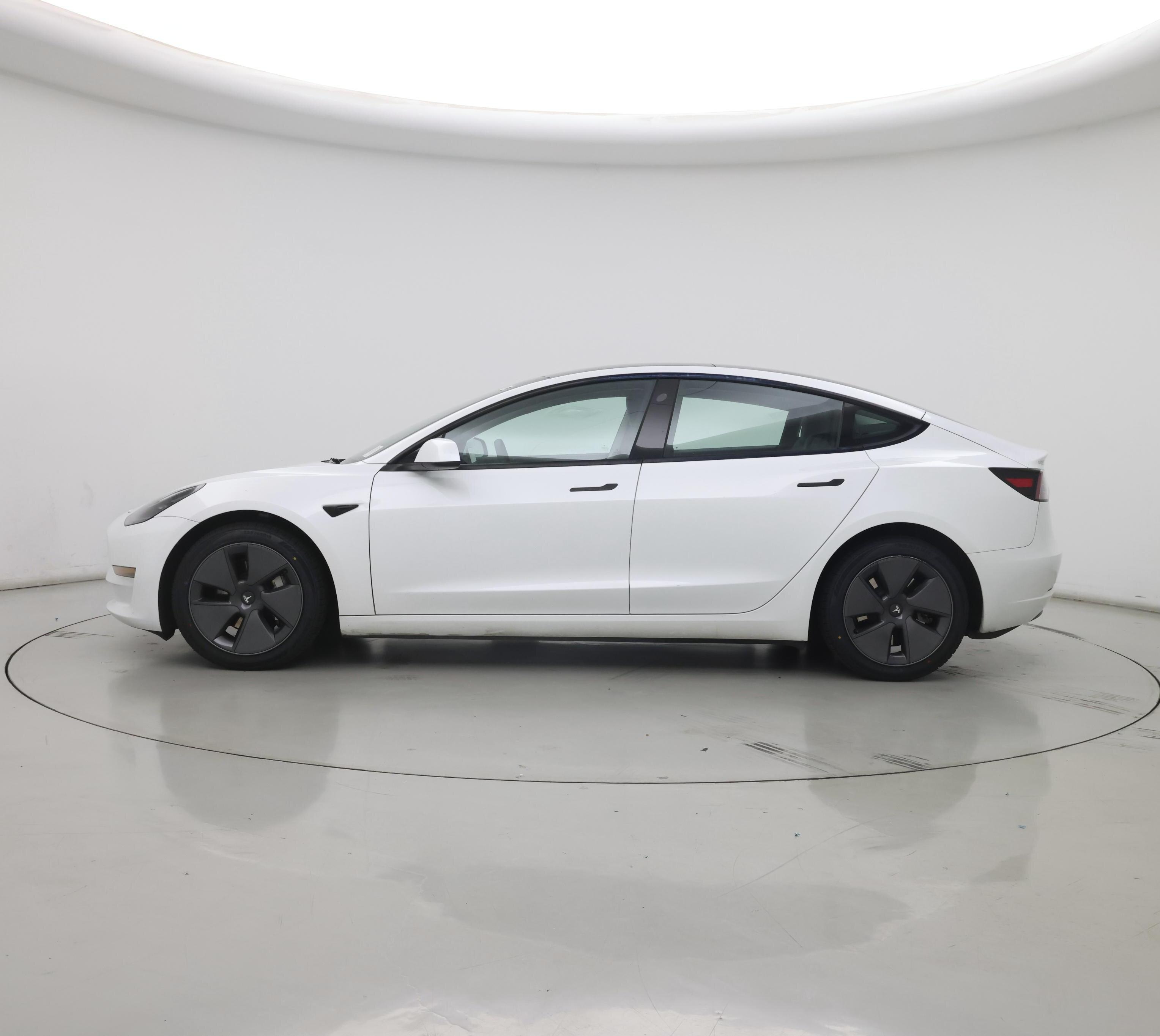 Thumbnail: 2023 Tesla Model 3 - 3