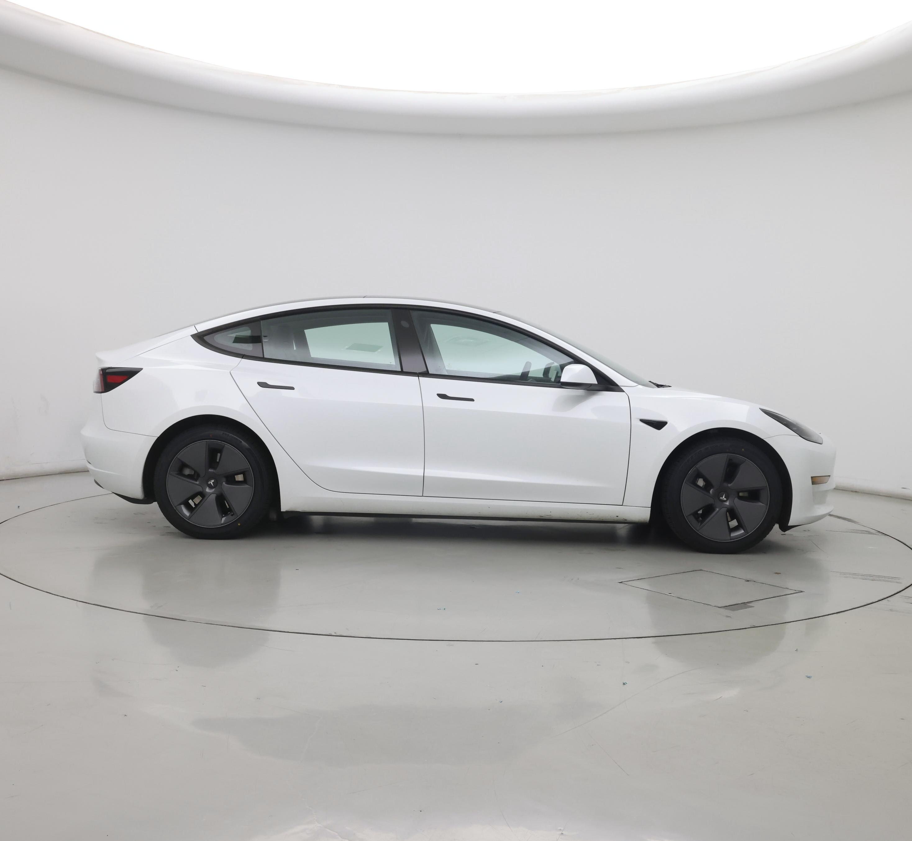Thumbnail: 2023 Tesla Model 3 - 7