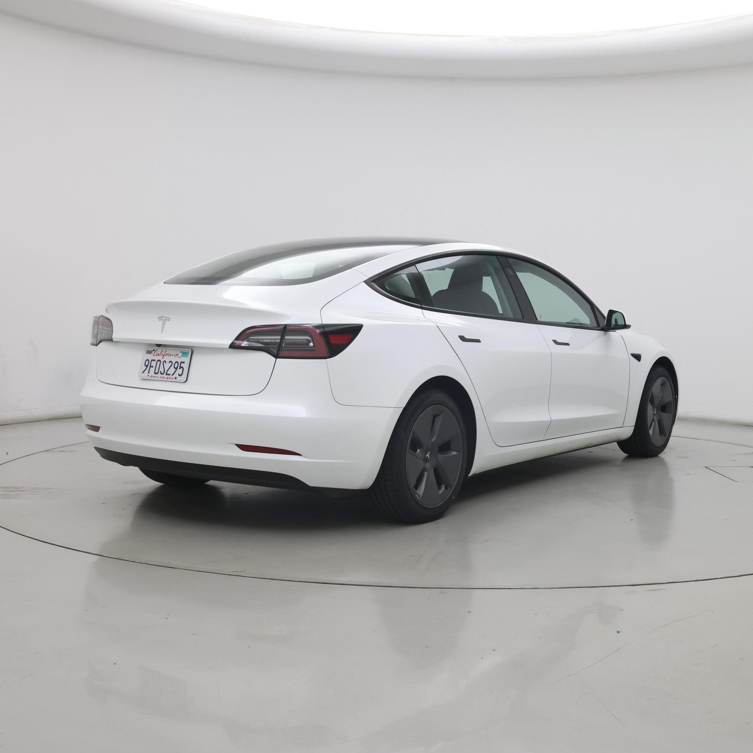Thumbnail: 2023 Tesla Model 3 - 8