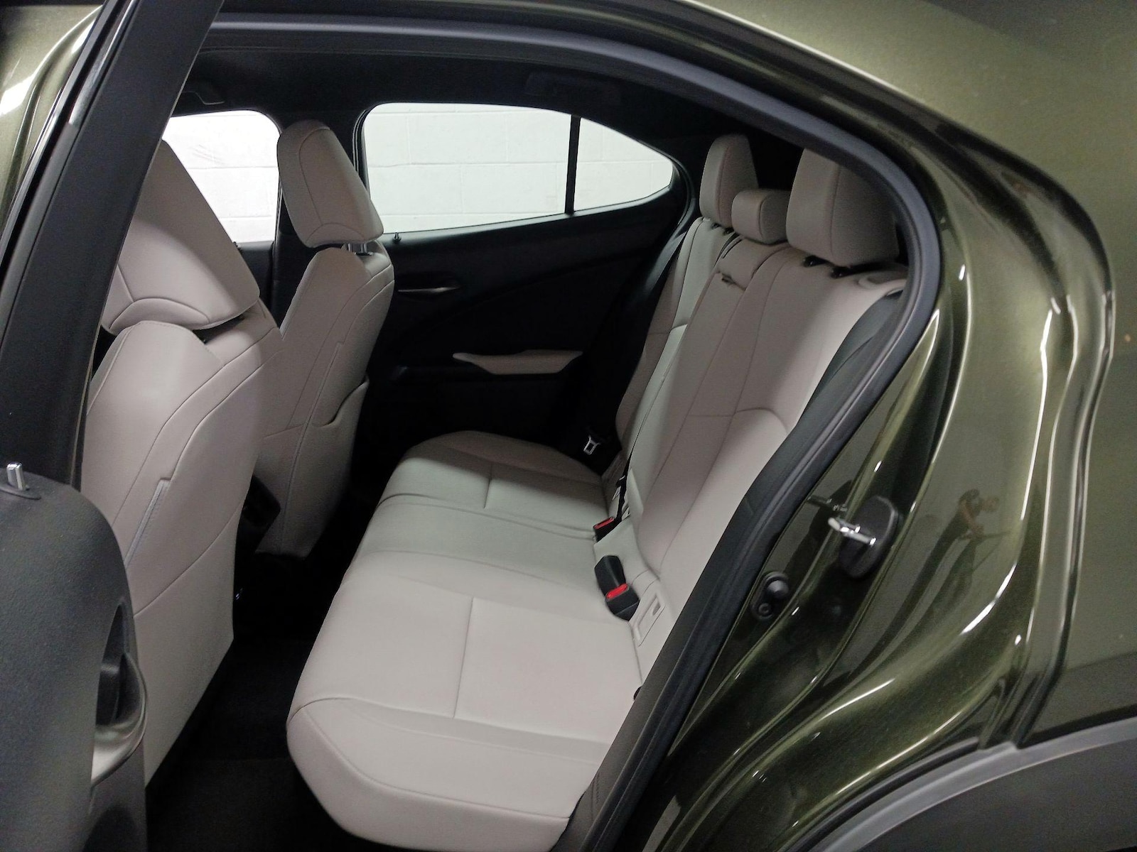 2021 Lexus UX Hybrid 250h - Photo 15