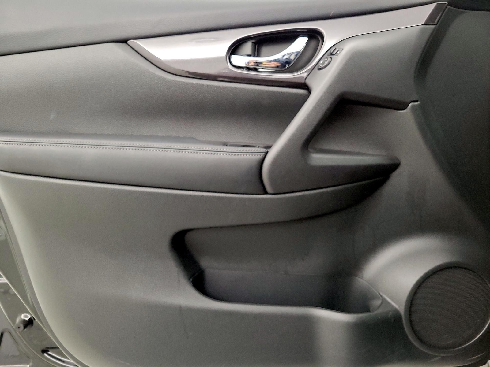 2018 Nissan Rogue S - Photo 13