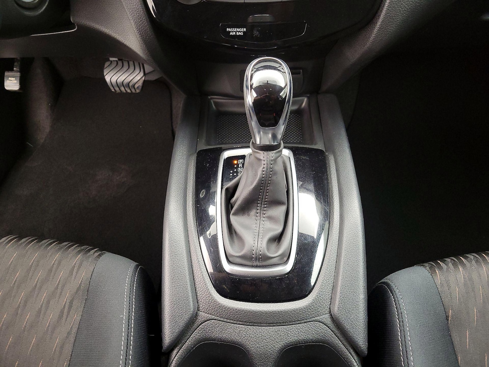 2018 Nissan Rogue S - Photo 18