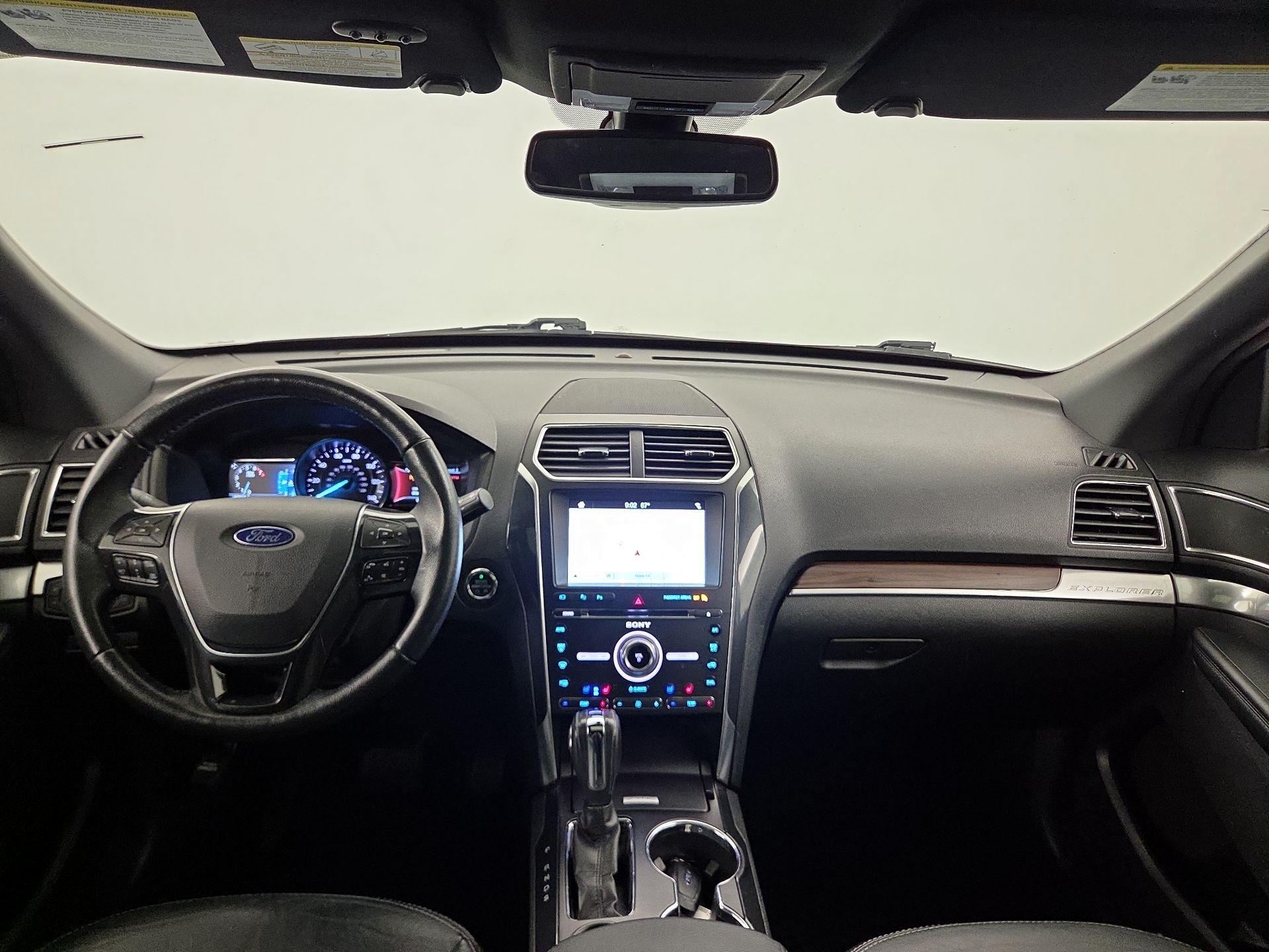 Thumbnail: 2018 Ford Explorer - 9