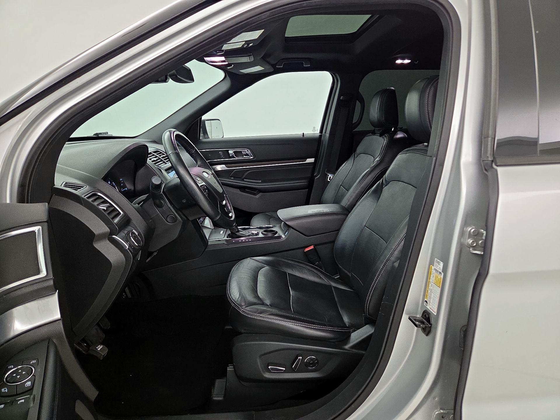 Thumbnail: 2018 Ford Explorer - 11