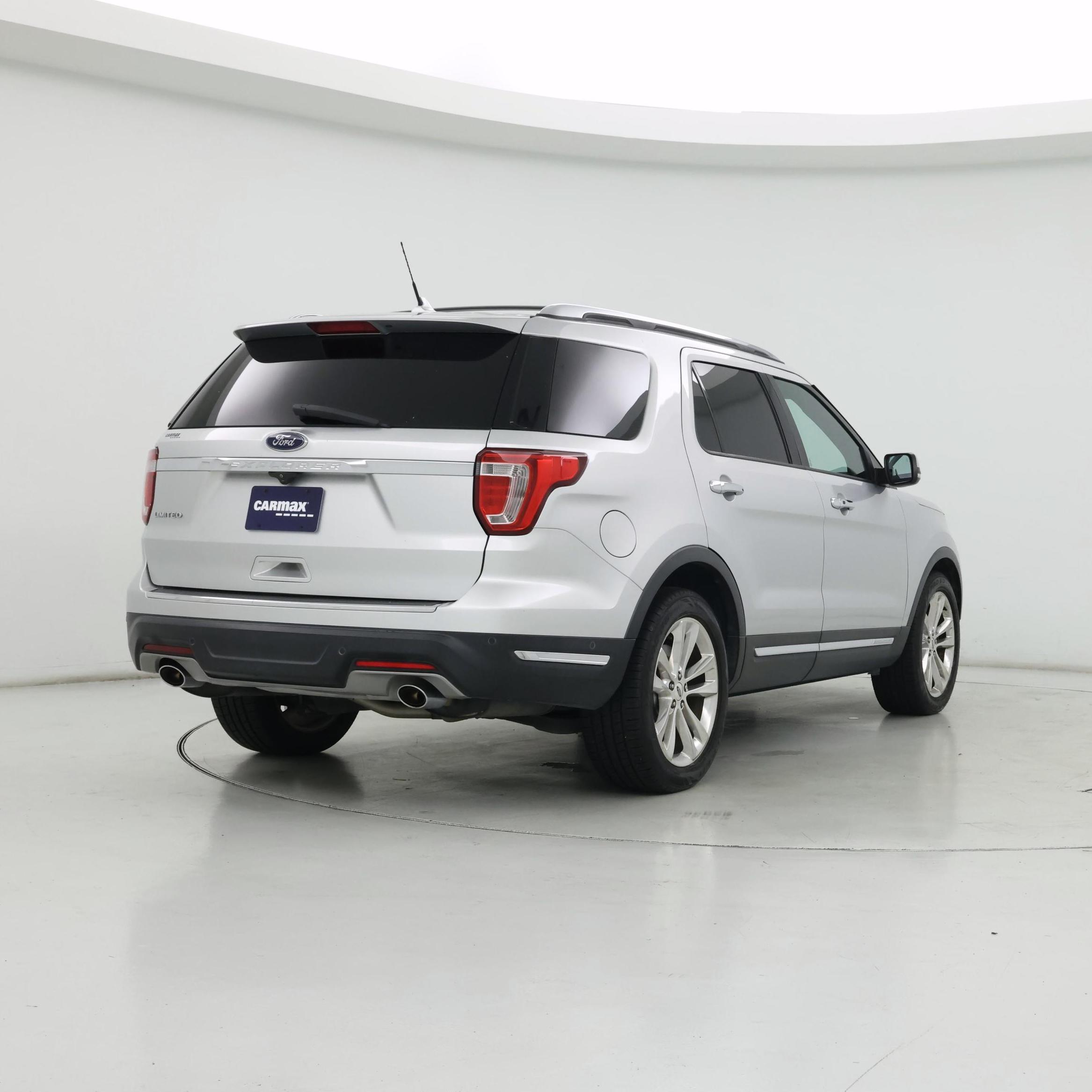 Thumbnail: 2018 Ford Explorer - 8
