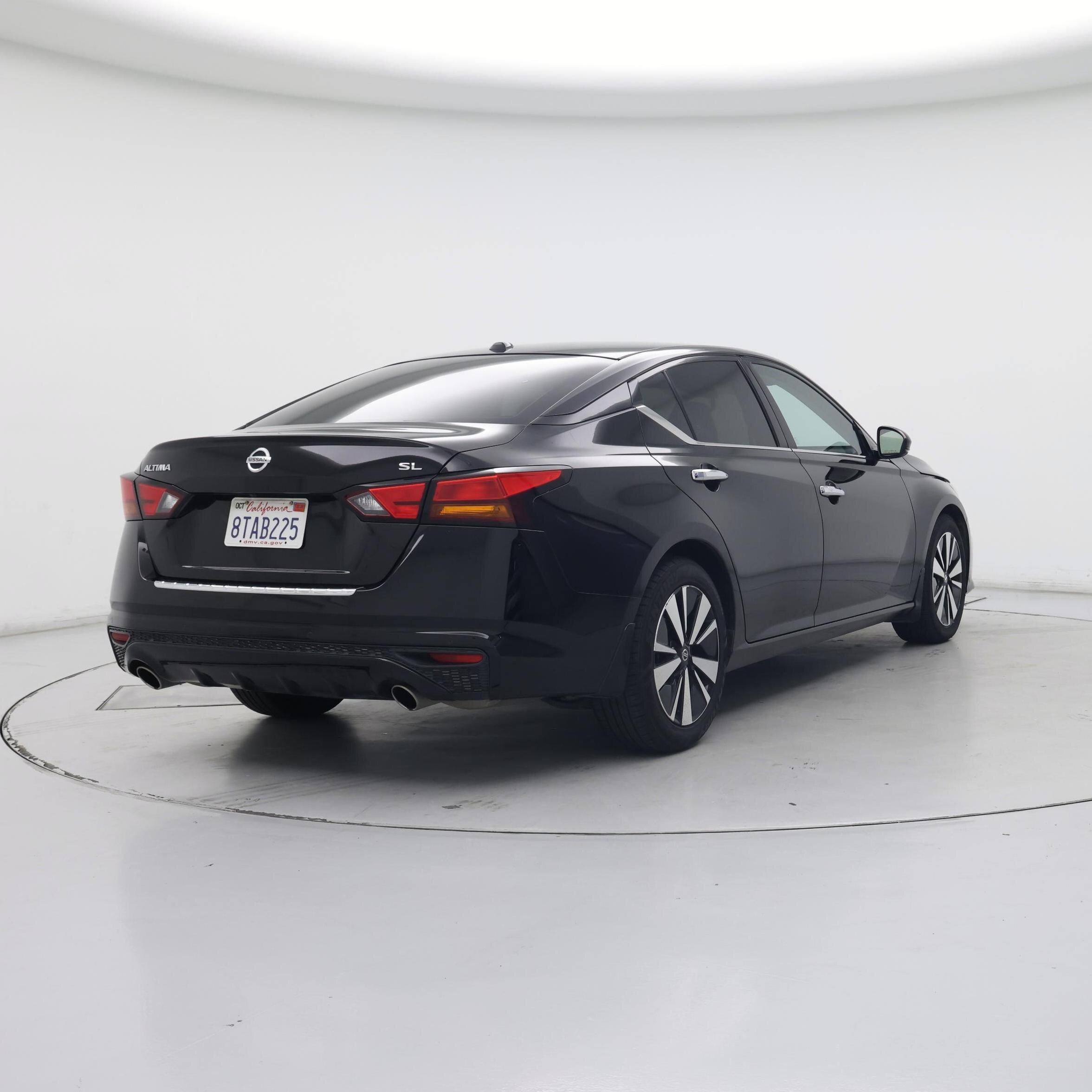 Thumbnail: 2020 Nissan Altima - 8